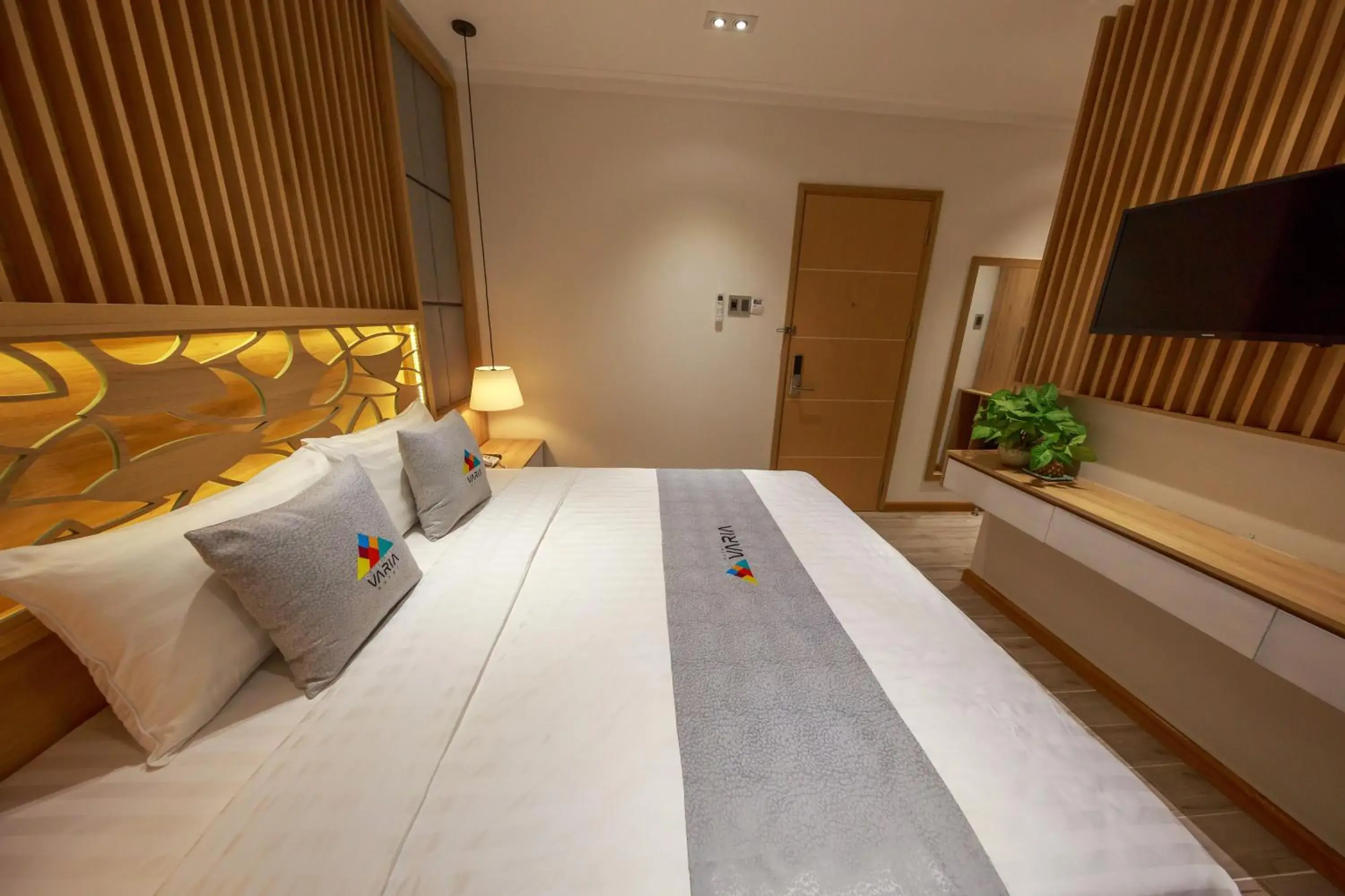 Superior King Room in VARIA Hotel Phu Quoc Superior King Room in VARIA Hotel Phu Quoc