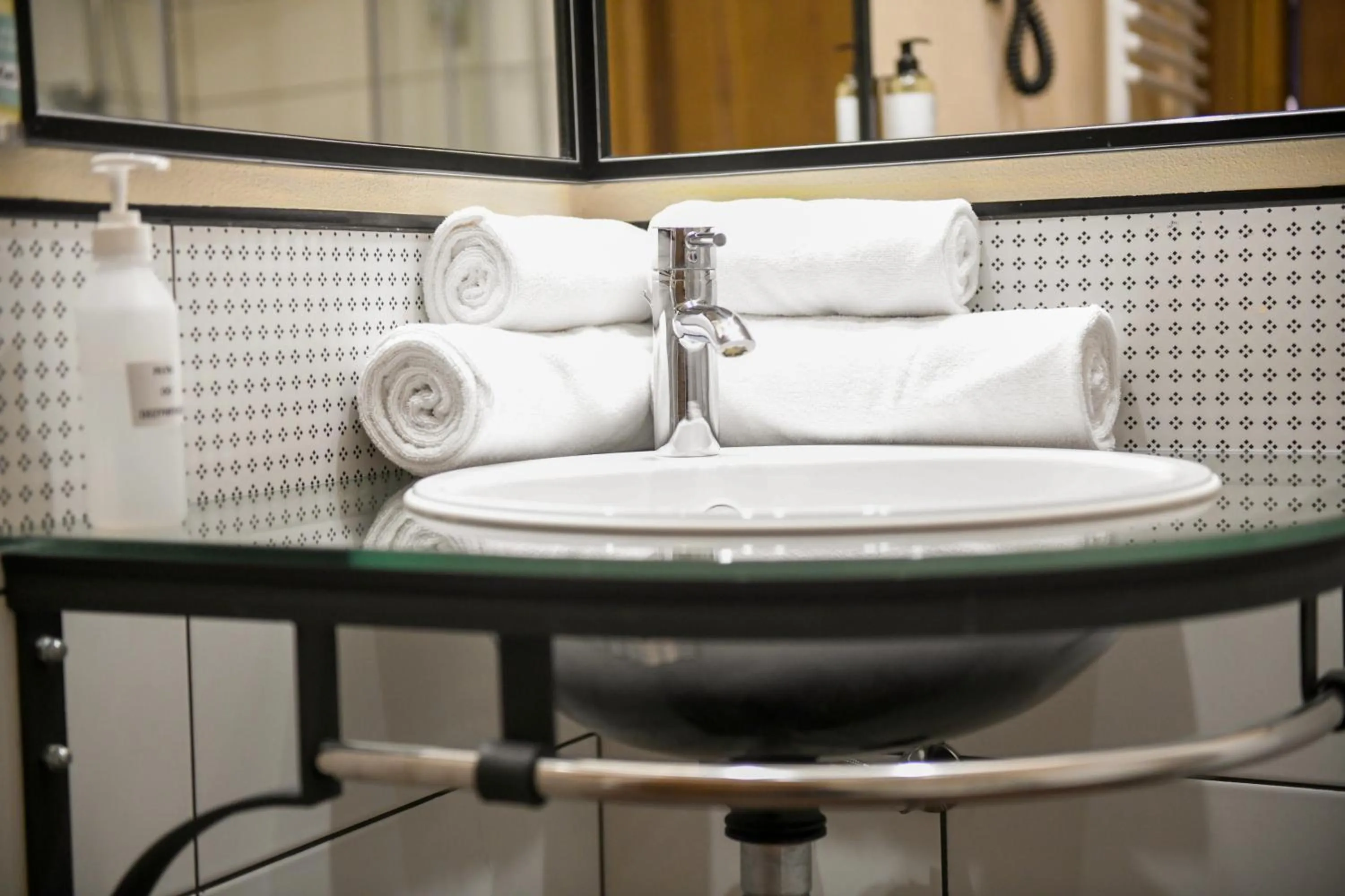 Bathroom in Folwark Łękuk