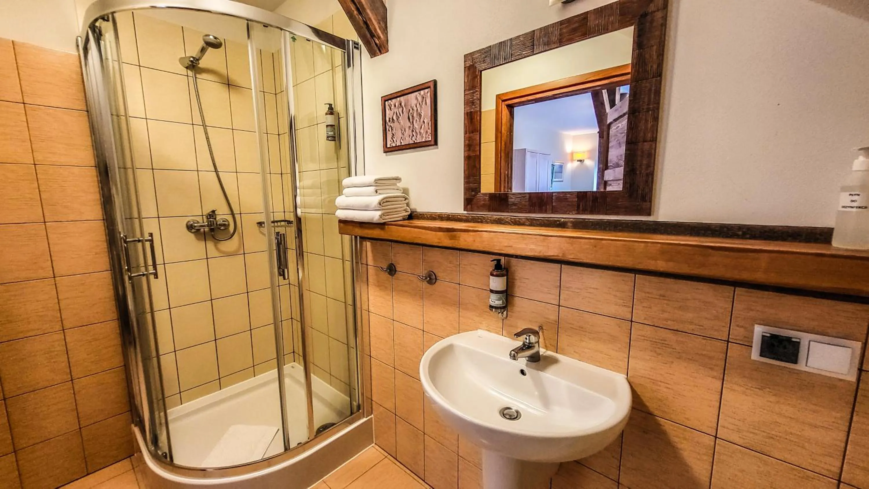 Shower in Folwark Łękuk