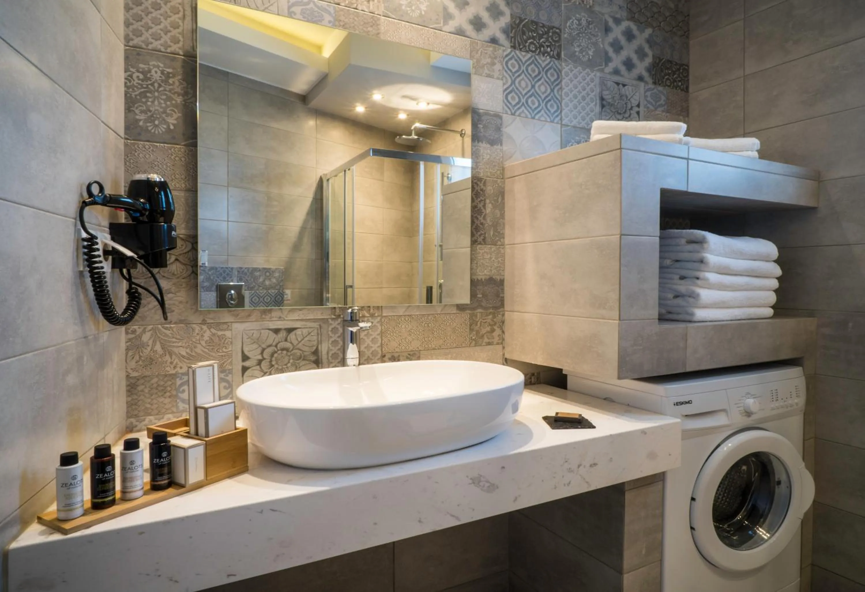 Shower in Talos Luxury Suites