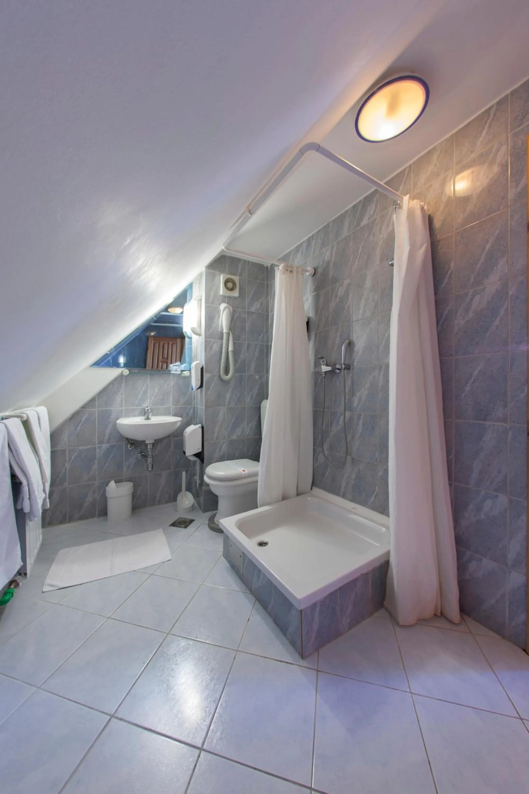 Bathroom in Hotel Kristal