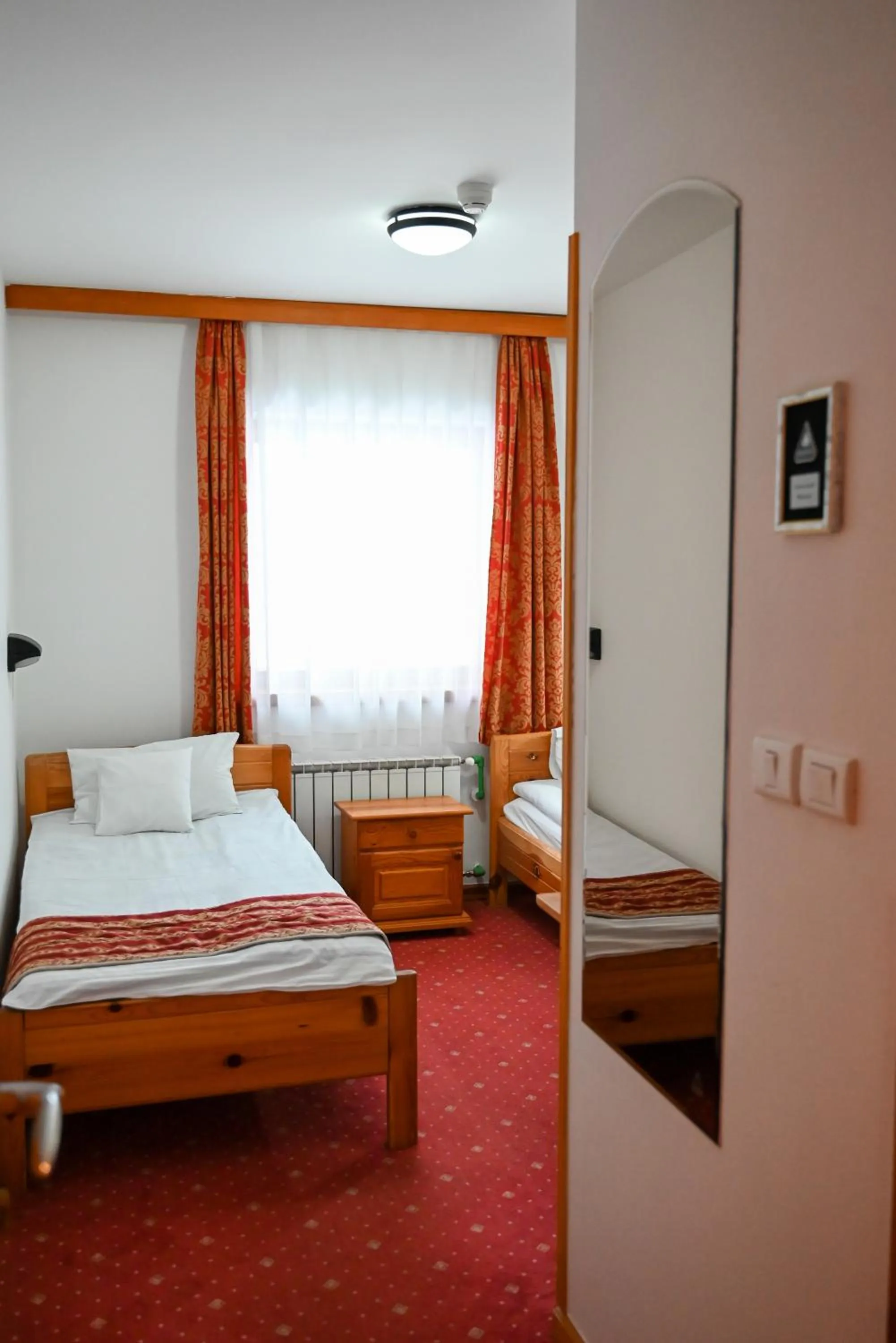 Bed in Hotel Kristal