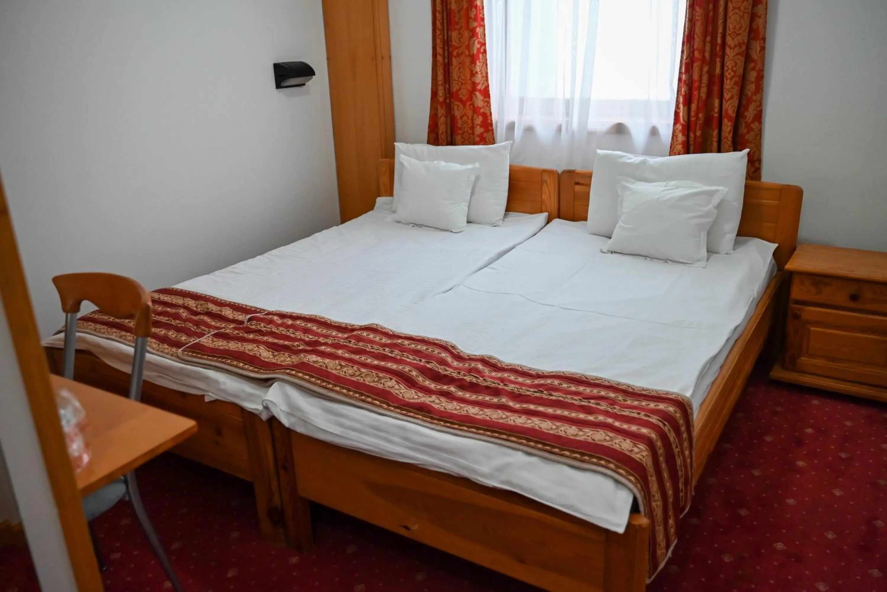 Bed in Hotel Kristal