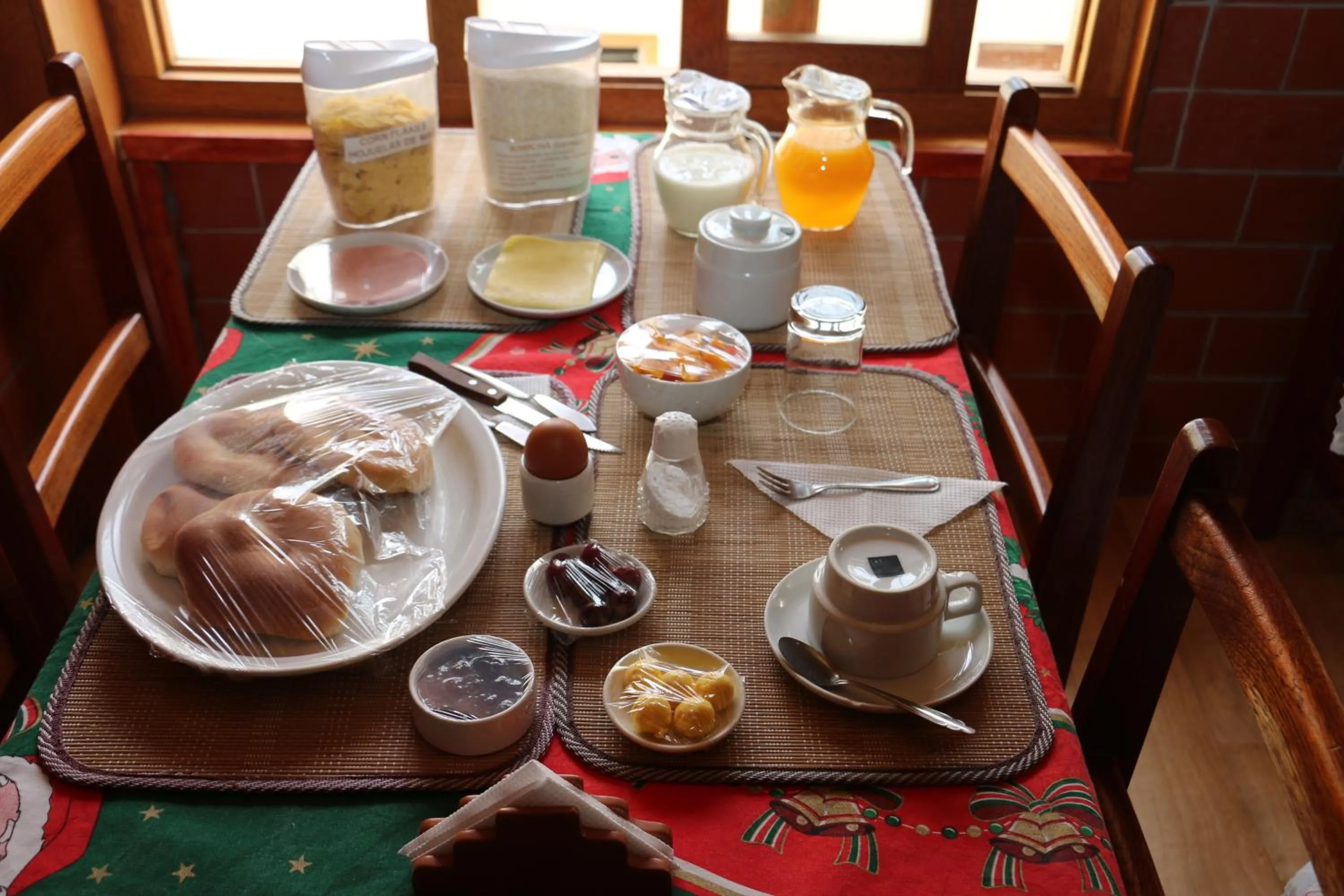 Breakfast in Picol Hostal