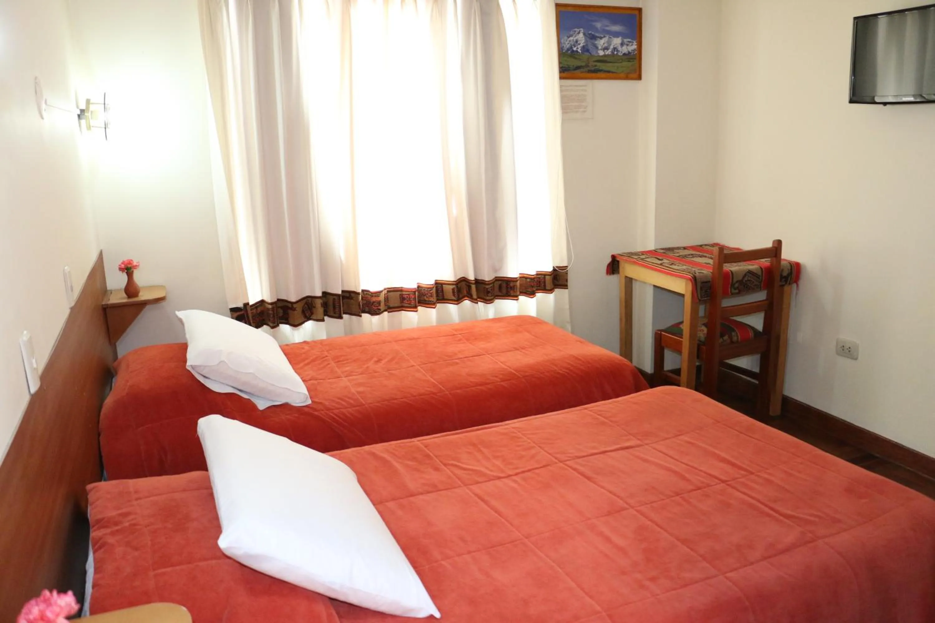Photo of the whole room, Bed in Picol Hostal