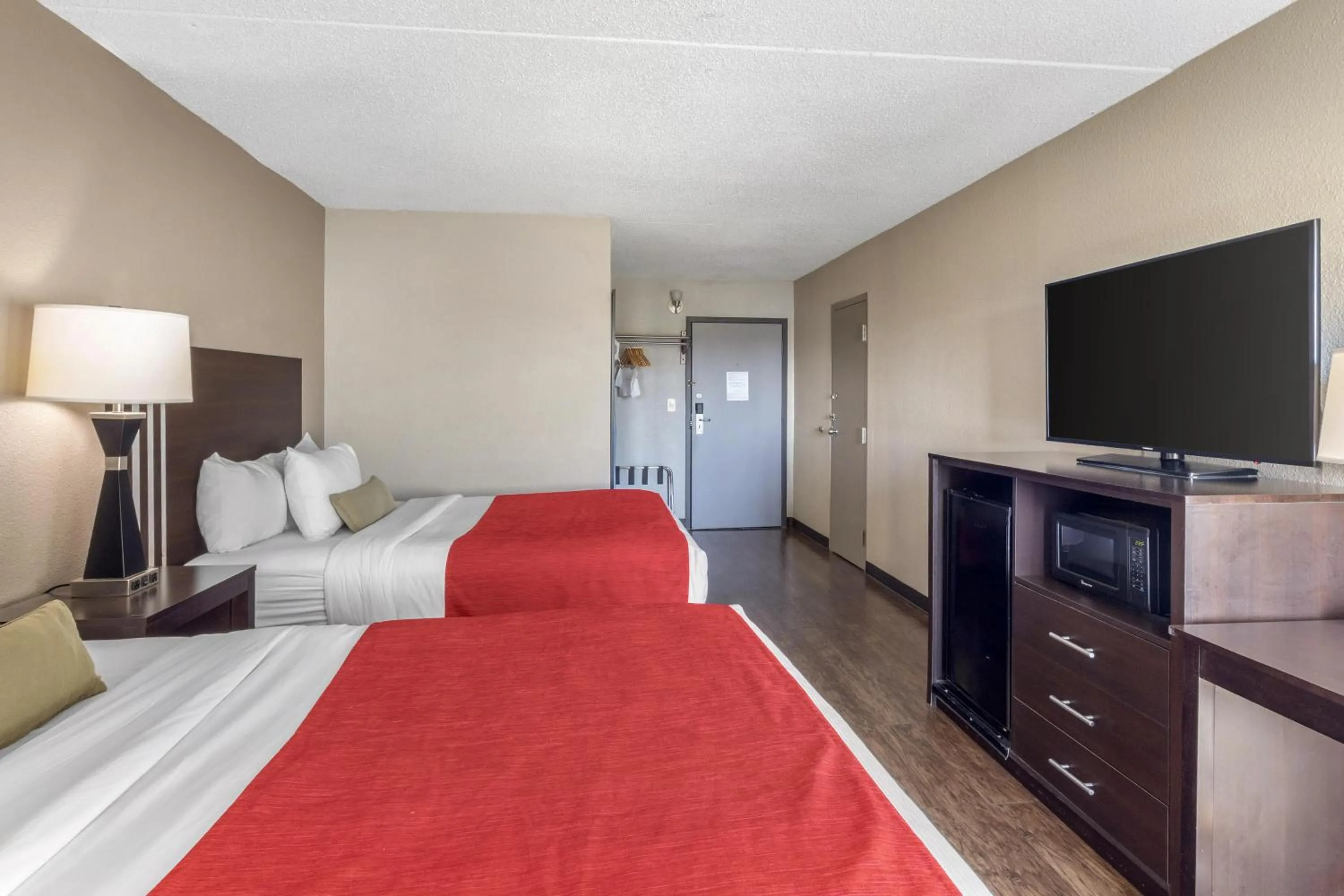 Bedroom in SureStay by Best Western Greenville