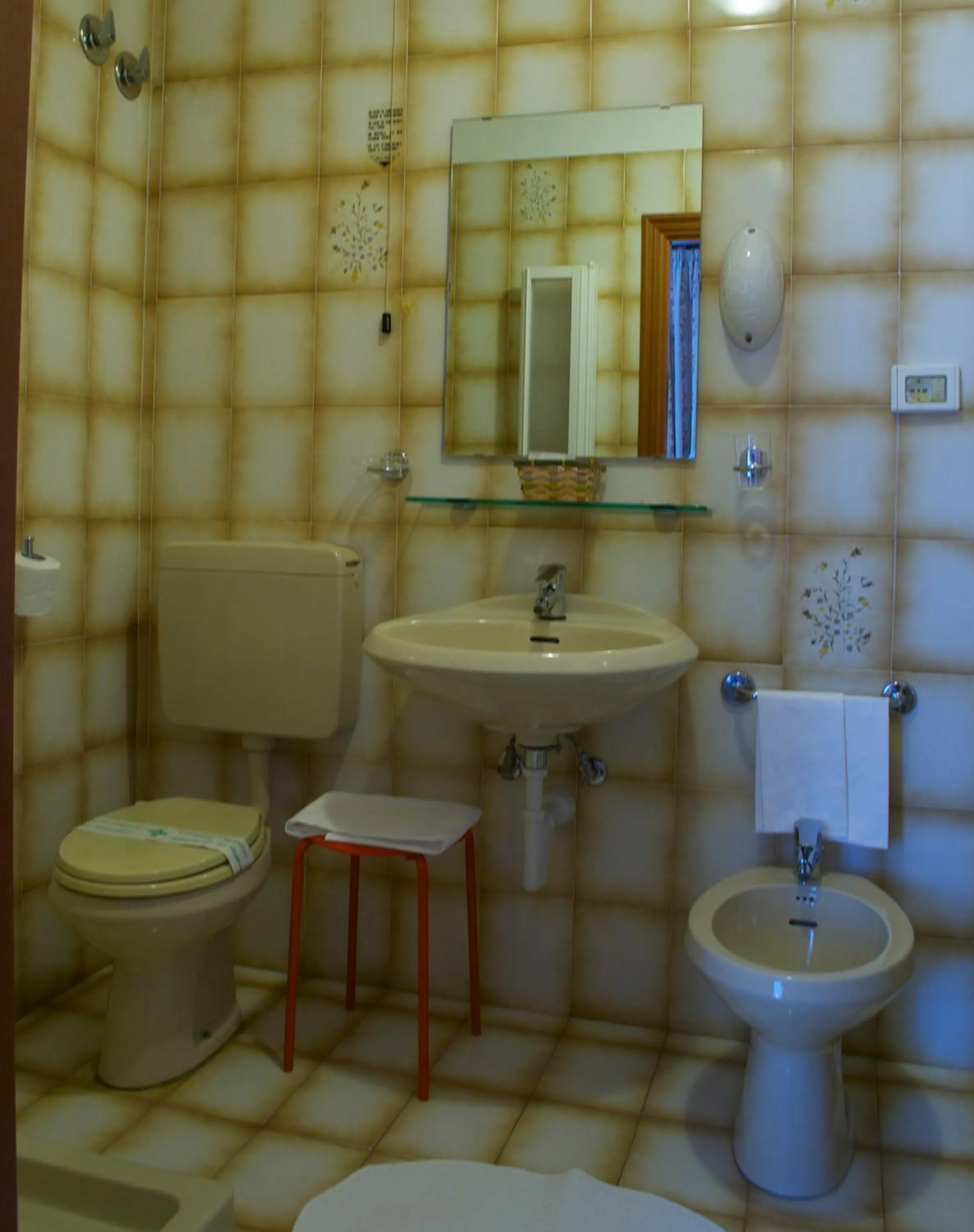 Shower in Hotel La Giara