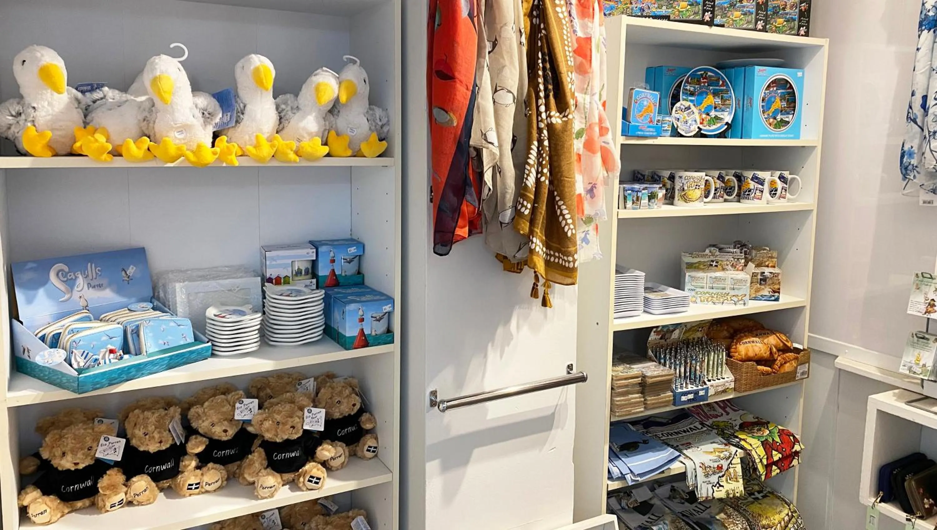 Shopping Area in Magnuson Hotel Sandy Lodge Newquay