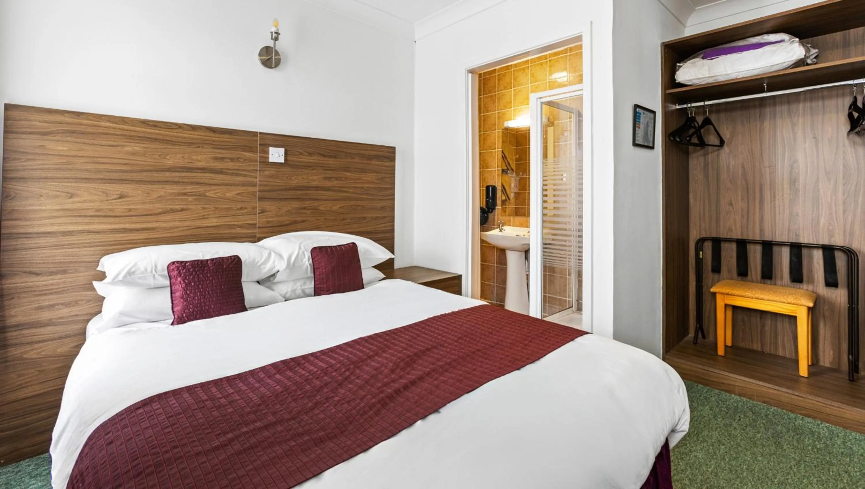 Photo of the whole room, Bed in Magnuson Hotel Sandy Lodge Newquay