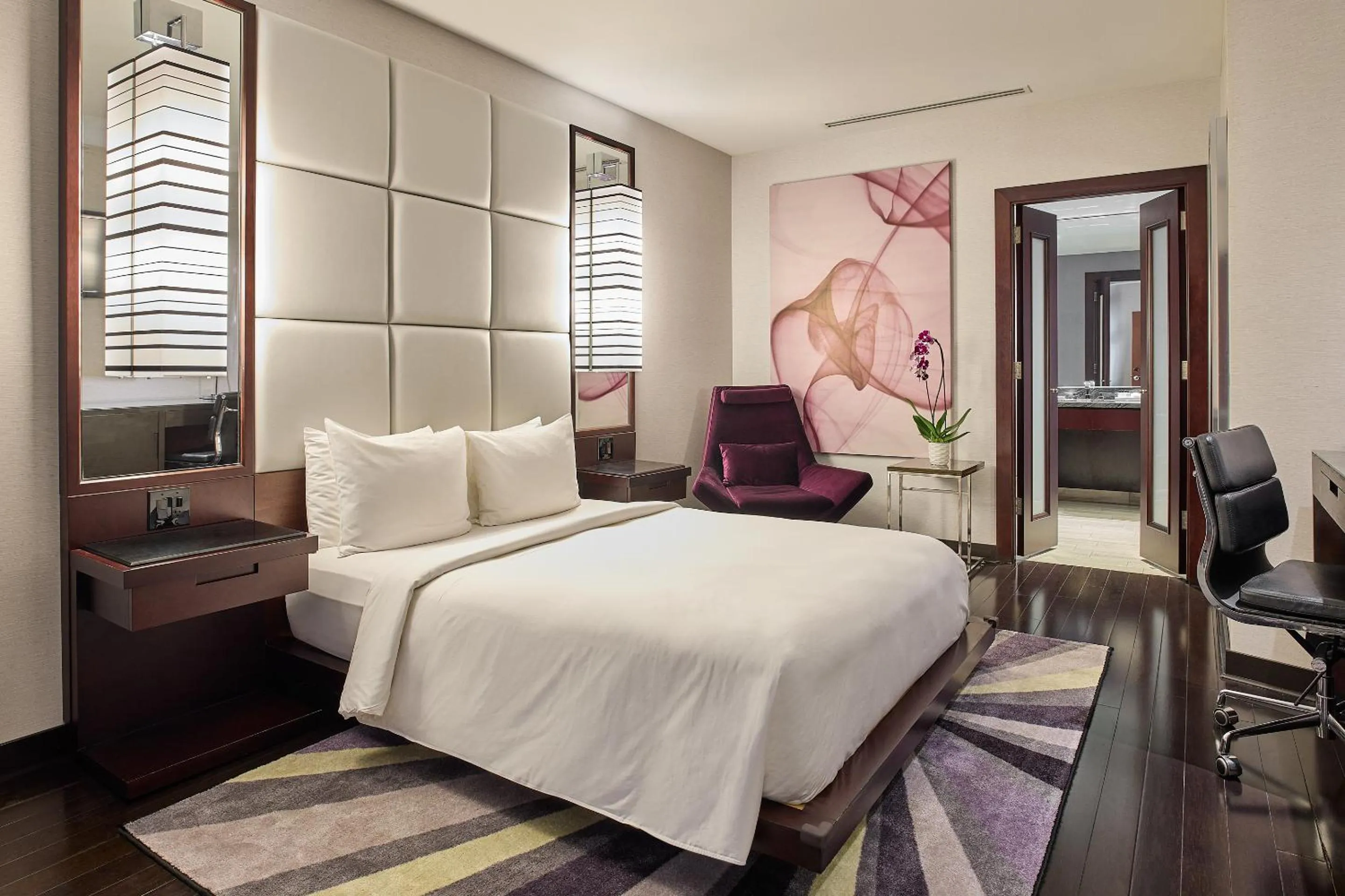 Bedroom, Bed in Ivy Boutique Hotel