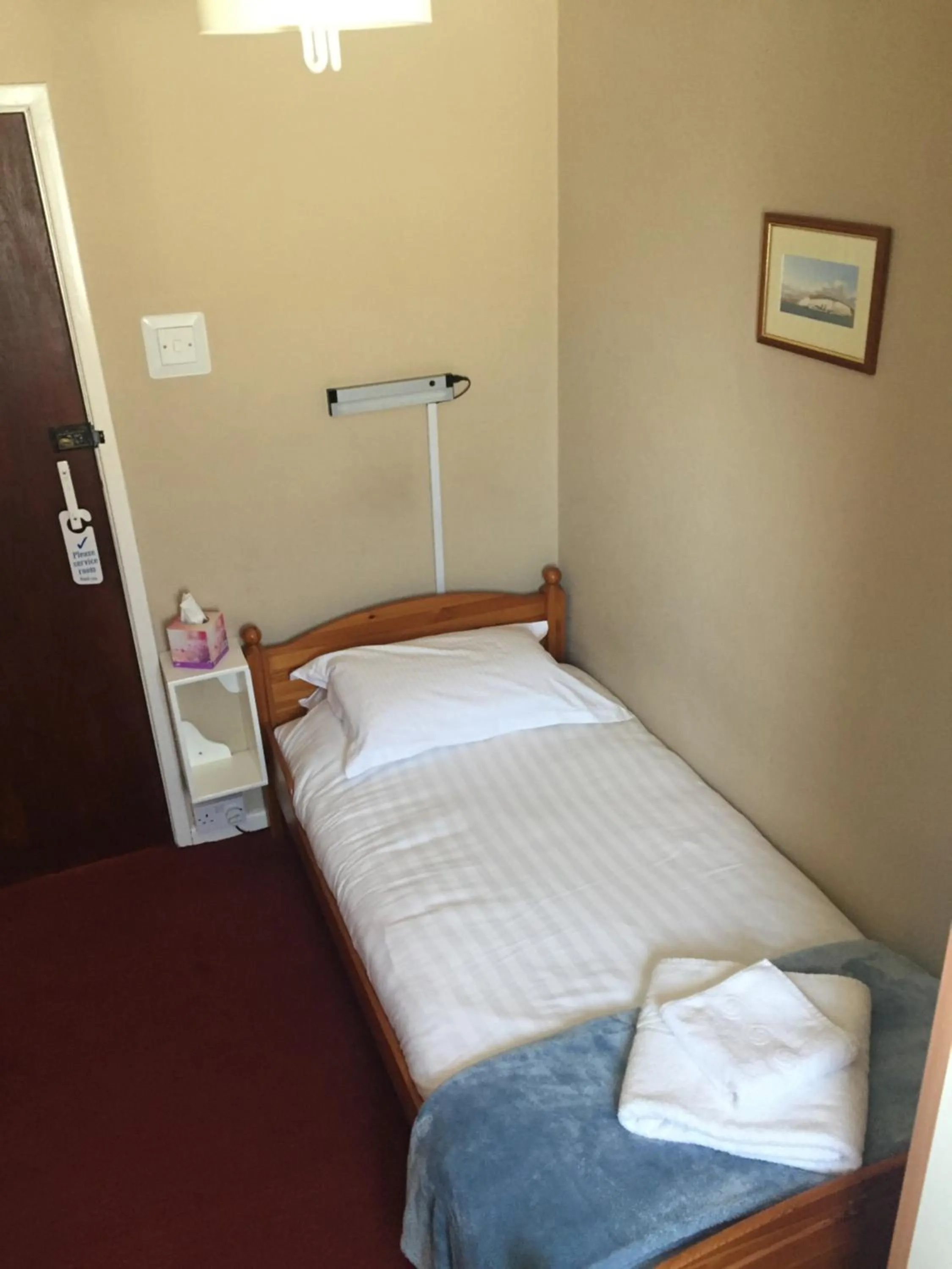 Bedroom in The Fernside