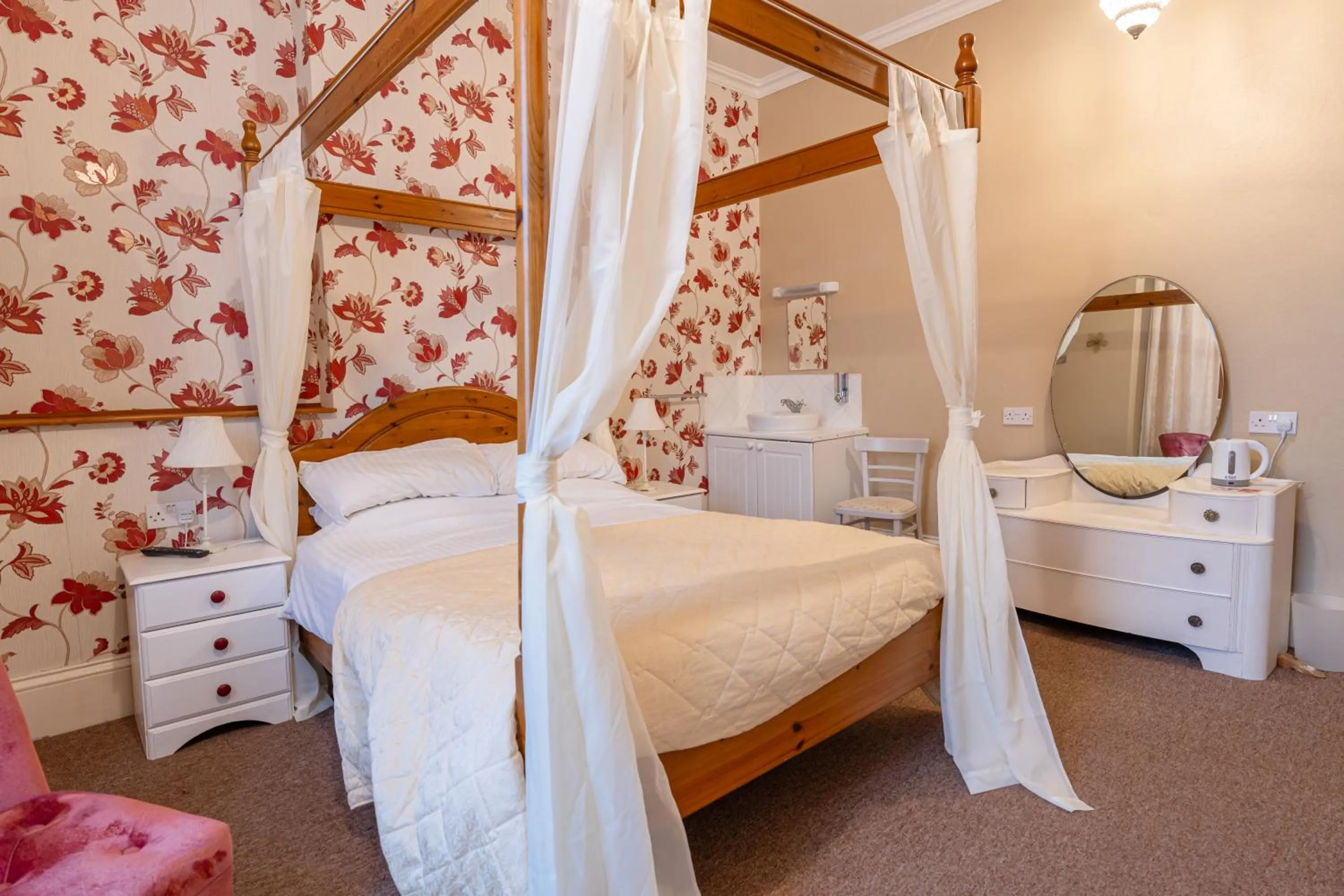 Bedroom in The Fernside