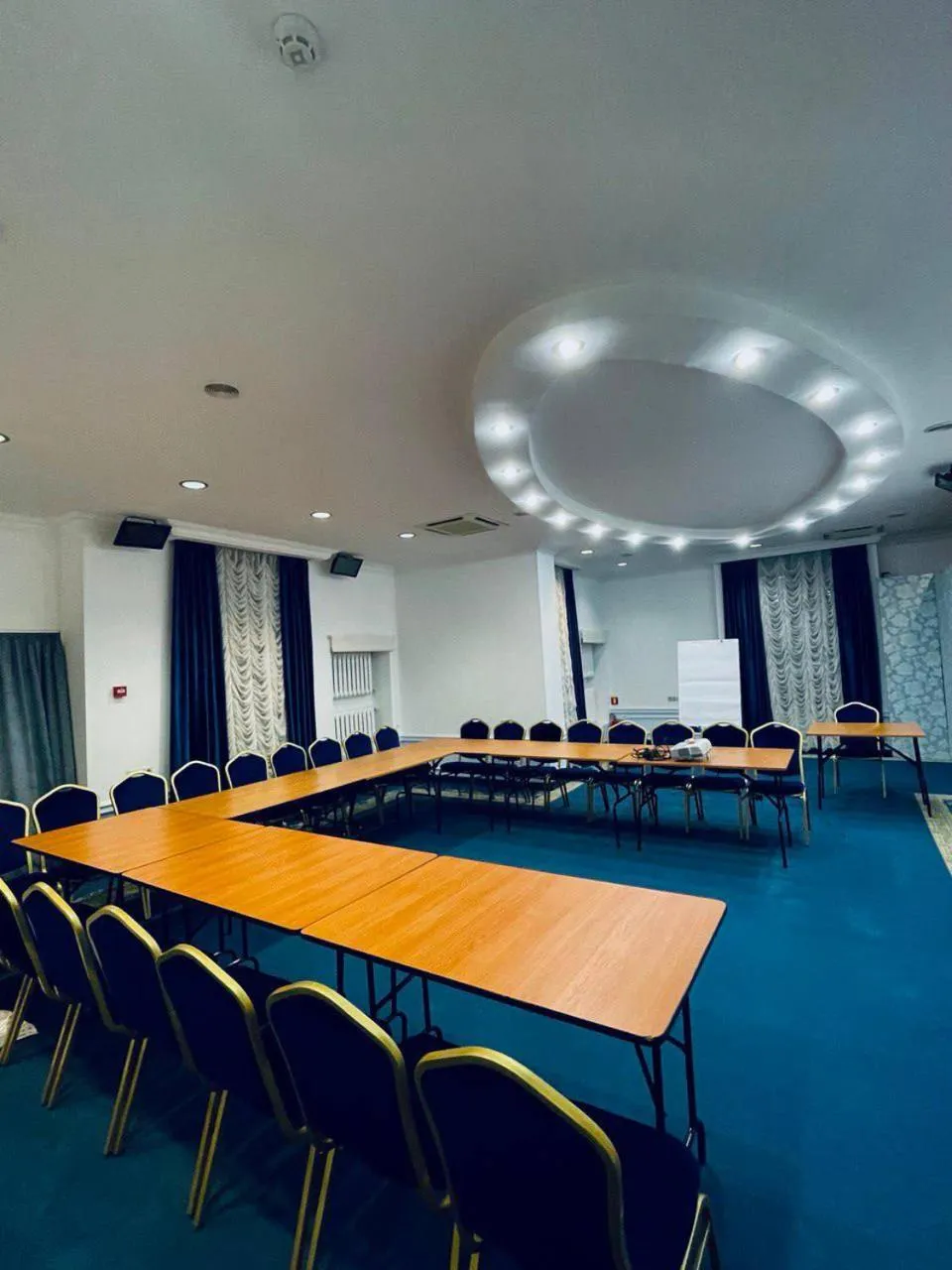 Meeting/conference room in Olympic Hotel