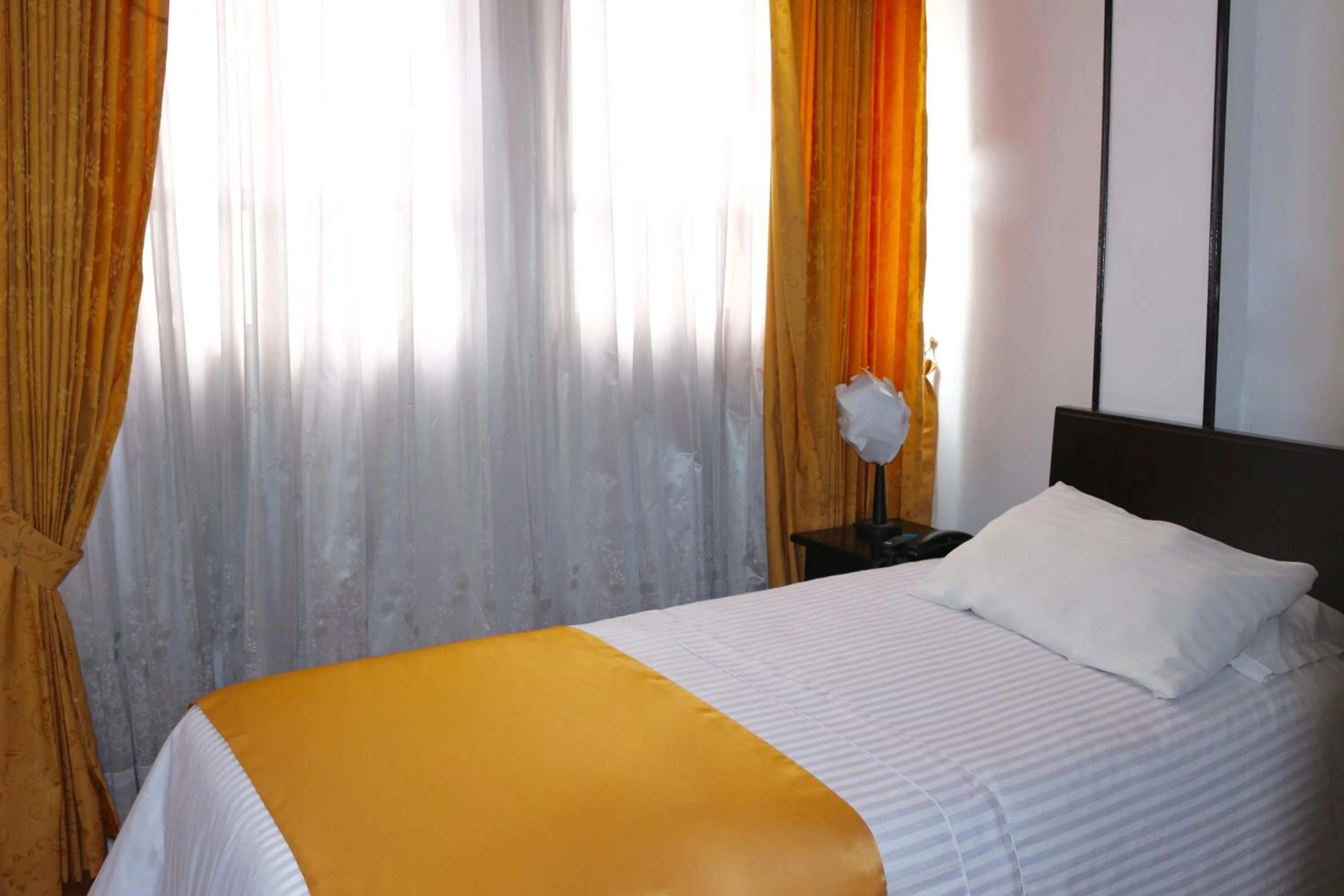 Bed in Hotel Ferrovial Corferias