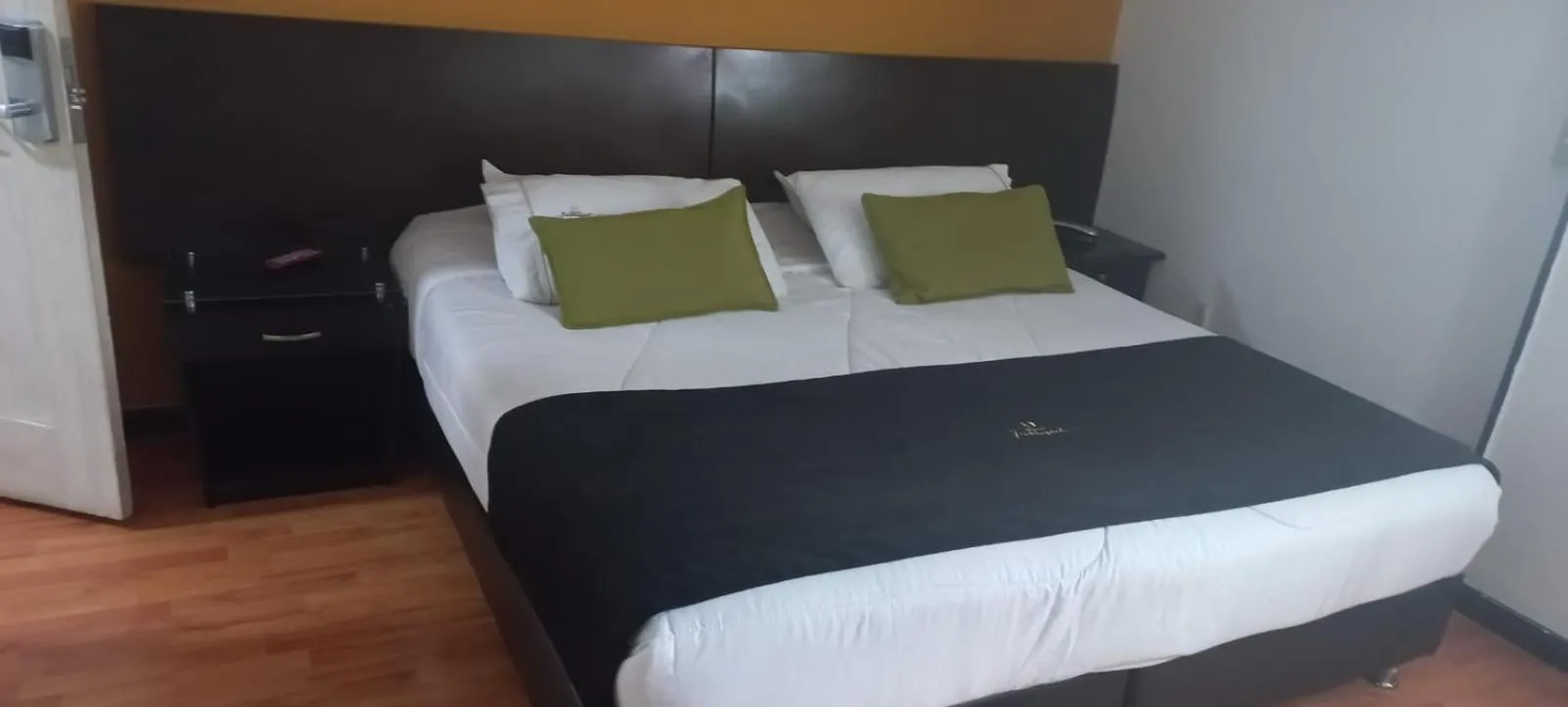 Bed in Hotel Ferrovial Corferias