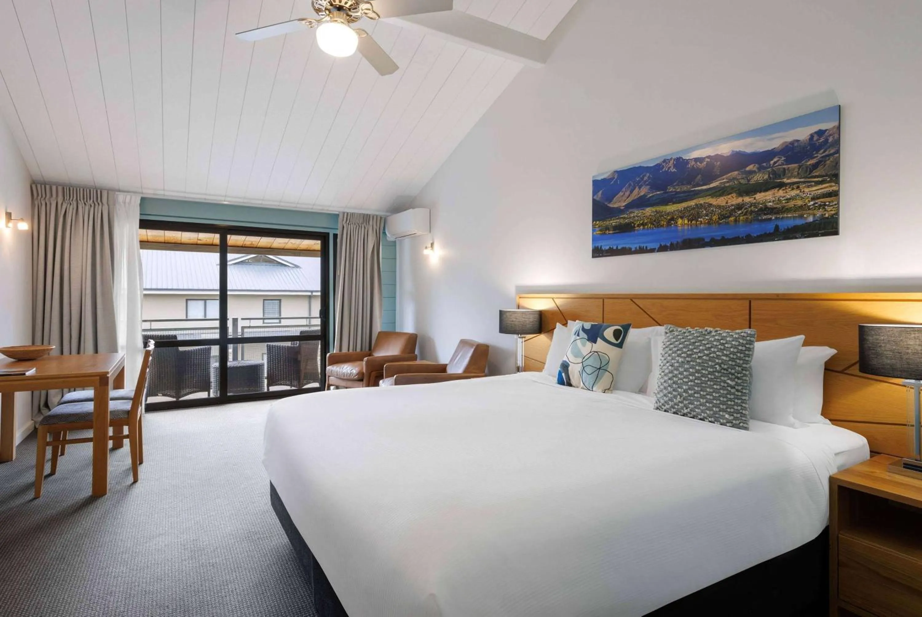 Photo of the whole room, Bed in Club Wyndham Wanaka, Trademark Collection by Wyndham