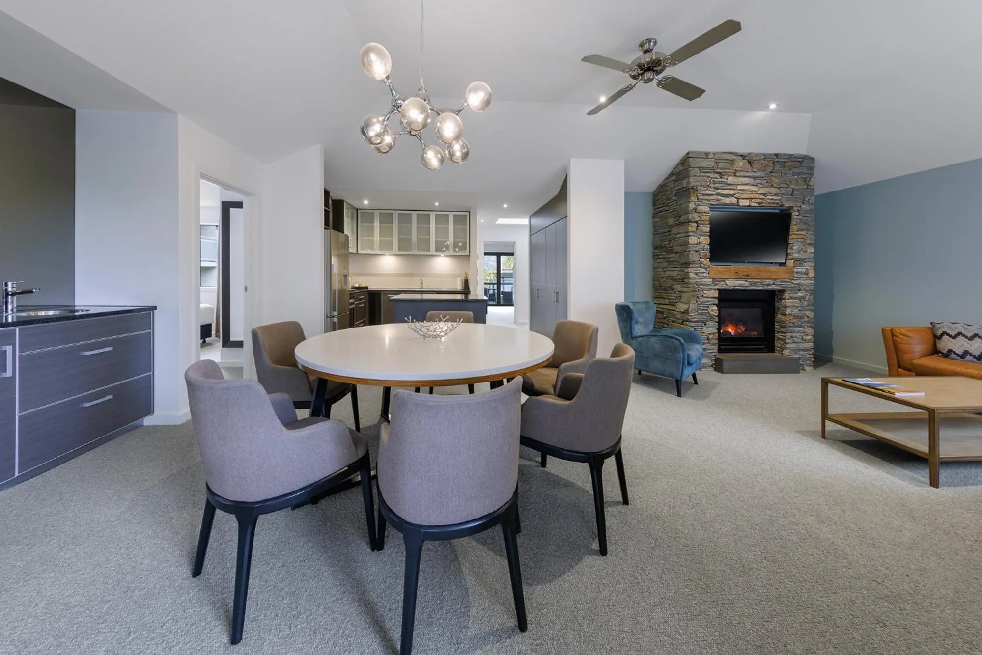 Dining area in Club Wyndham Wanaka, Trademark Collection by Wyndham