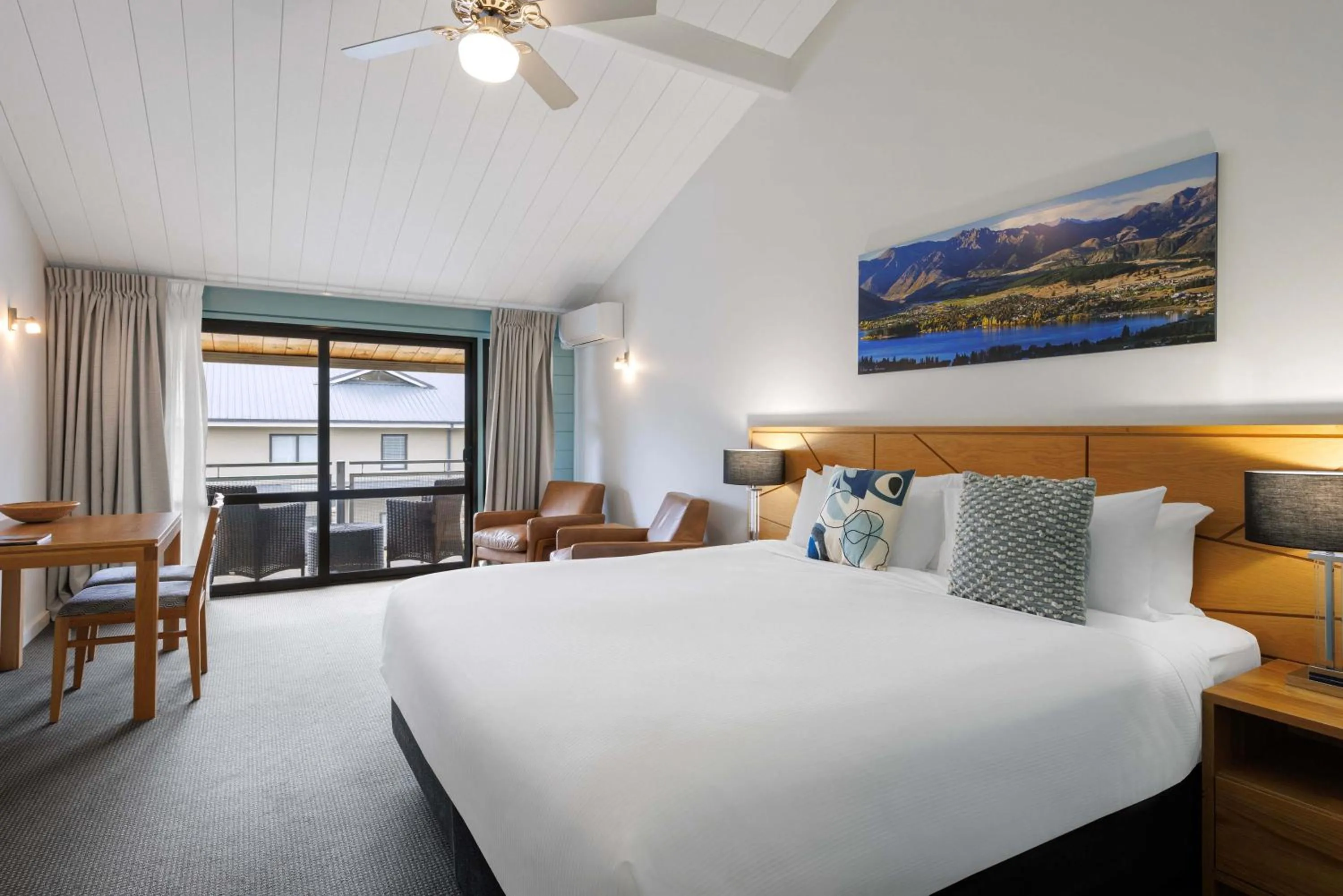 Bedroom, Bed in Club Wyndham Wanaka, Trademark Collection by Wyndham