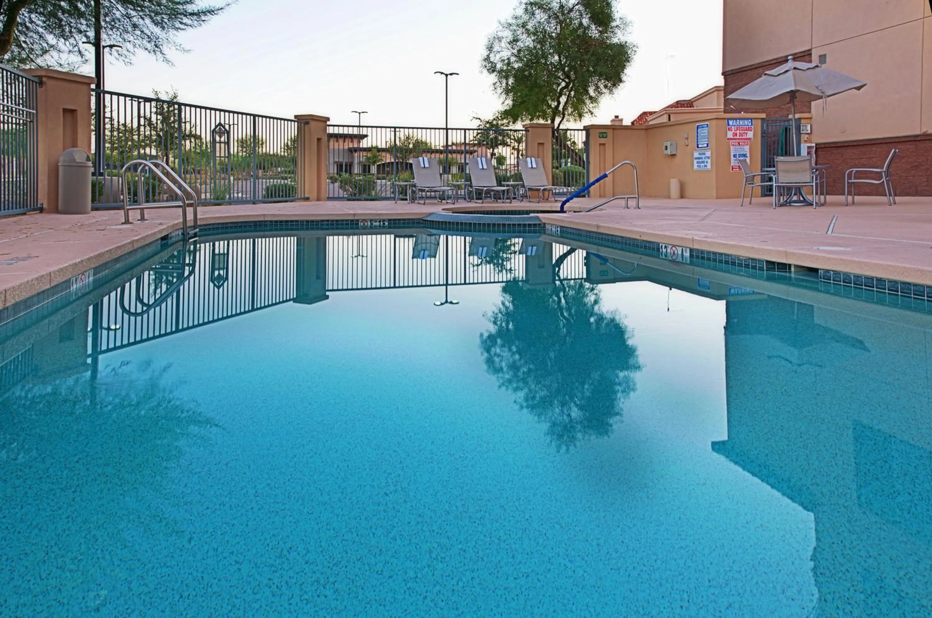Swimming pool in Holiday Inn & Suites Goodyear - West Phoenix Area by IHG