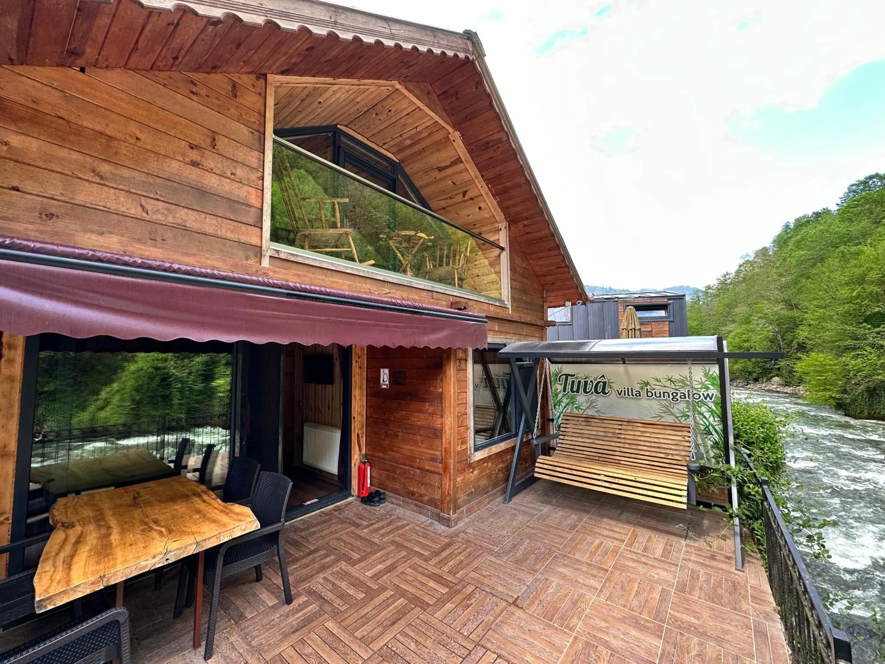 Balcony/Terrace in TUVA VİLLA Bungalov