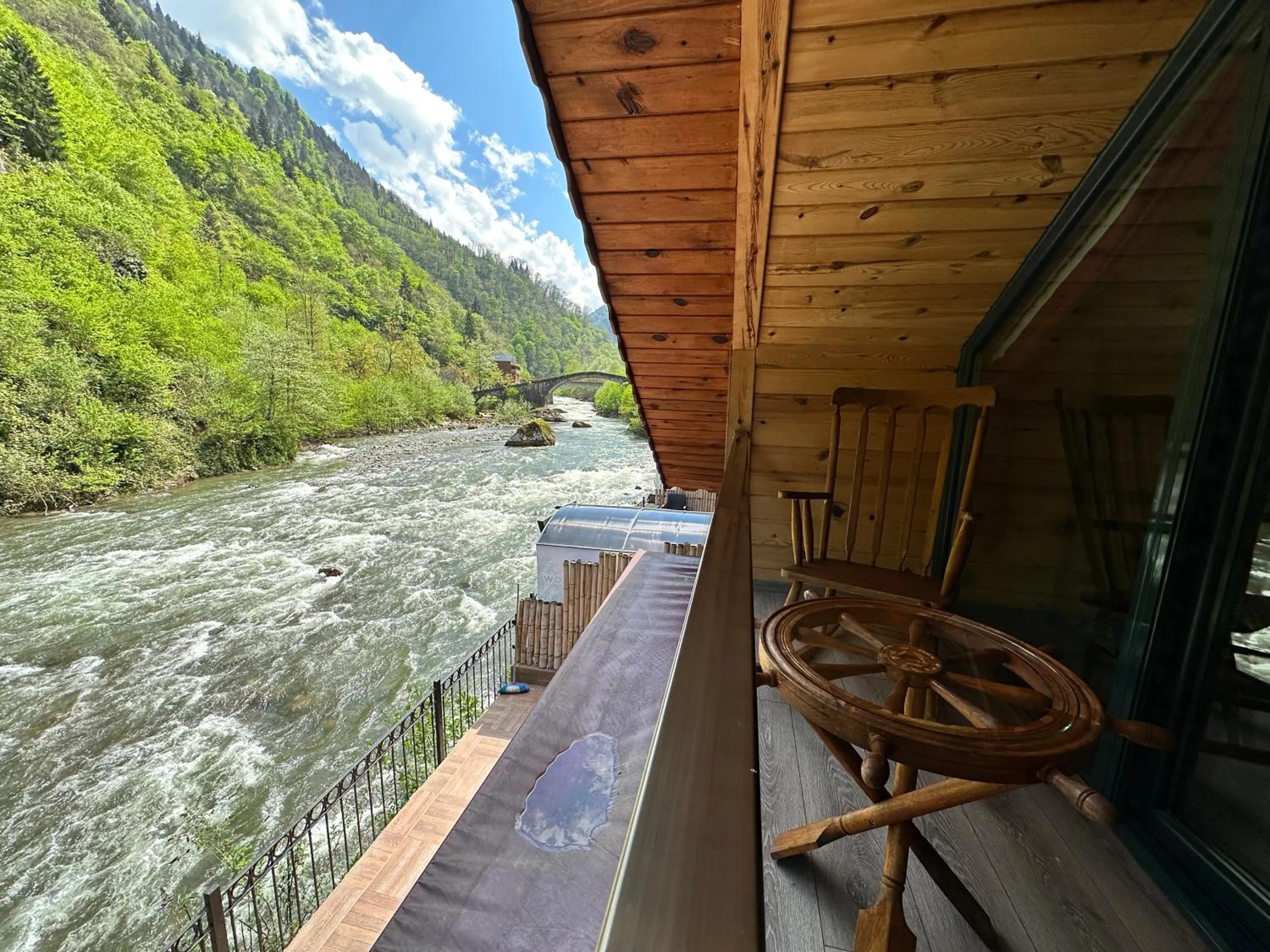Balcony/Terrace in TUVA VİLLA Bungalov