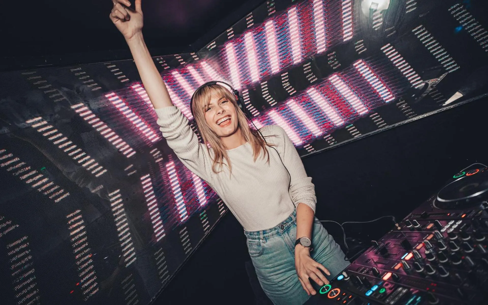 Nightclub / DJ in Wake Up! Sydney Central