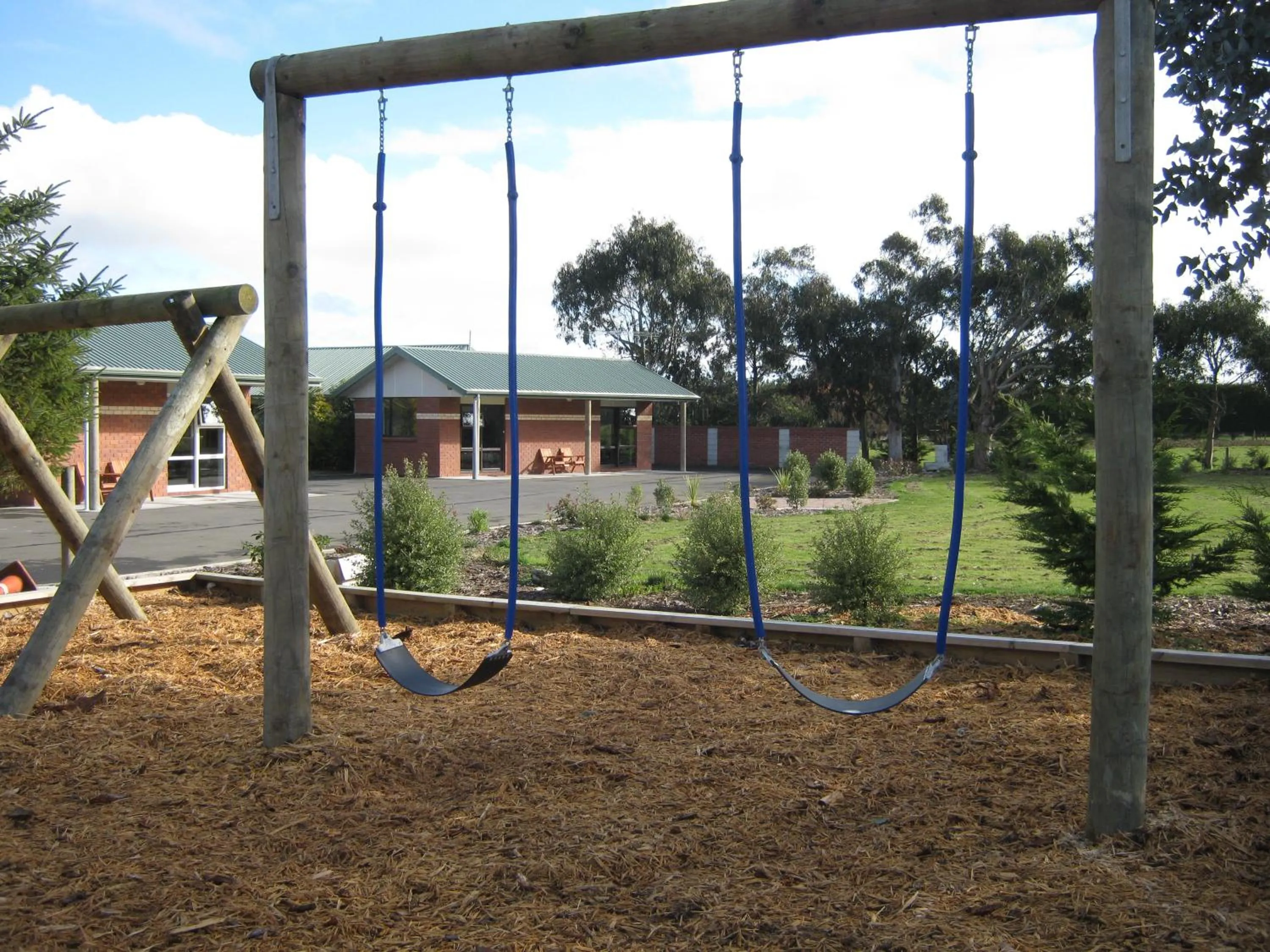 Children play ground in Invercargill Holiday Park & Motels