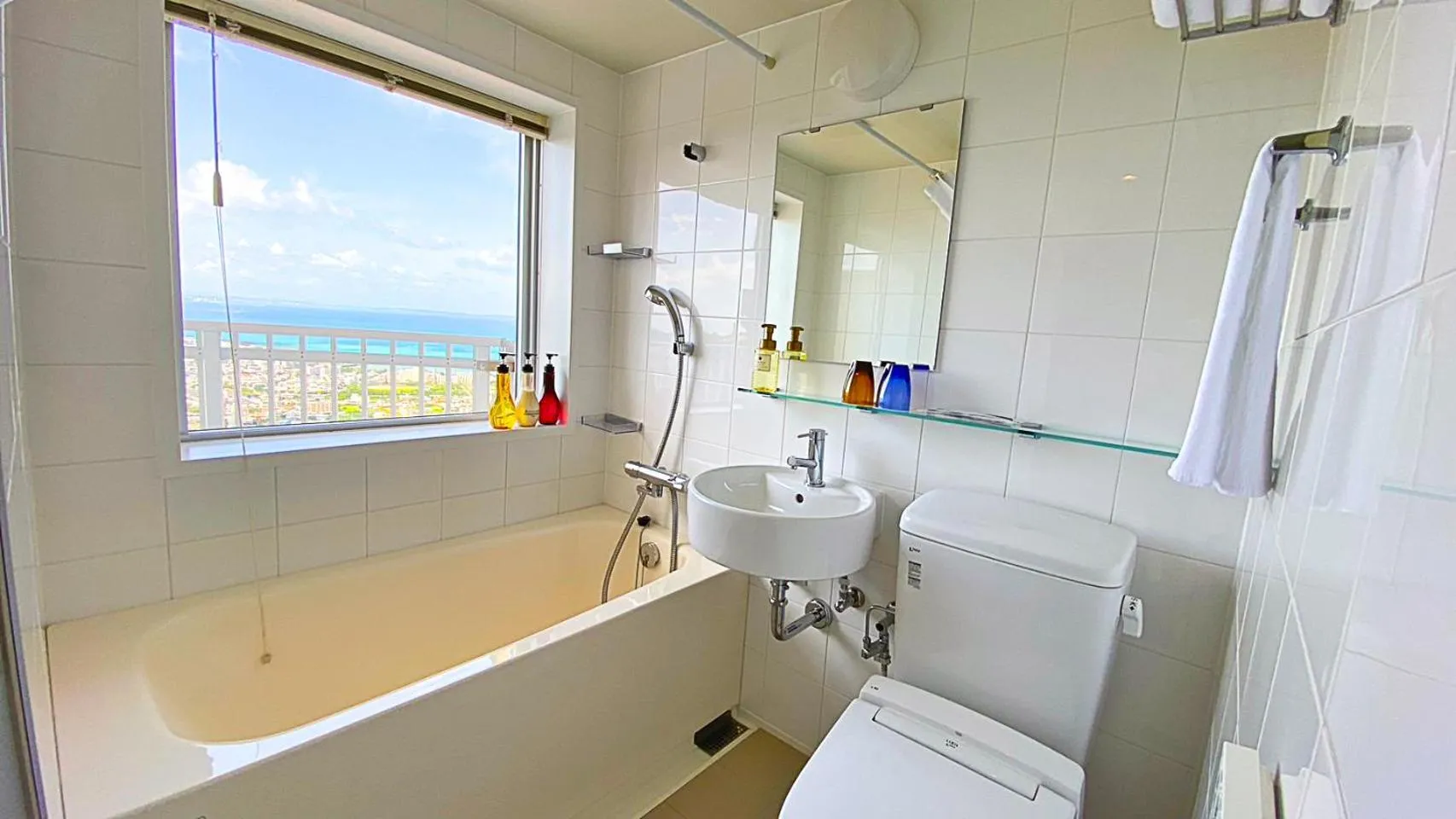 Bathroom in The Yuinchi Hotel Nanjo