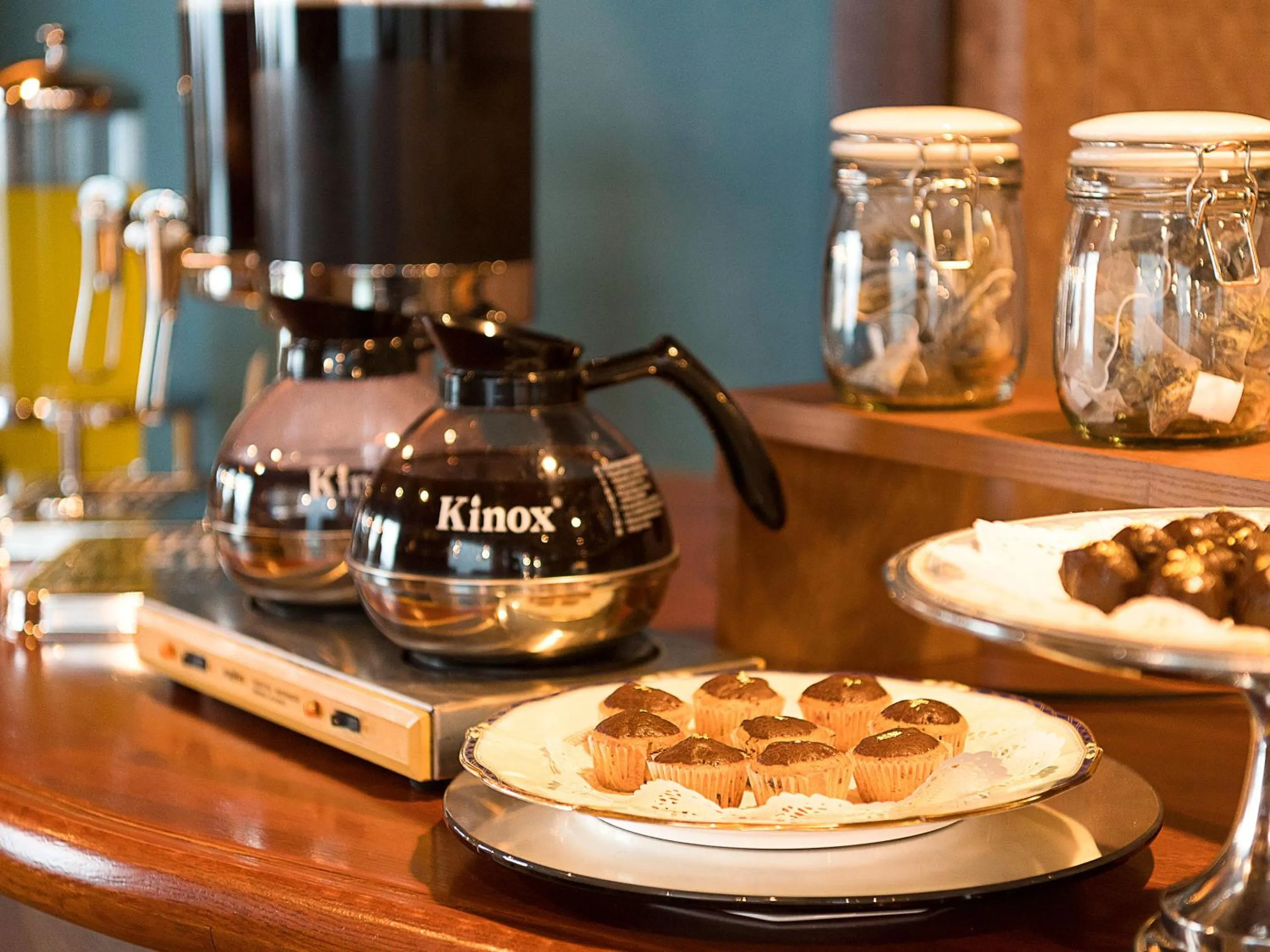 Communal lounge/ TV room in The Yuinchi Hotel Nanjo