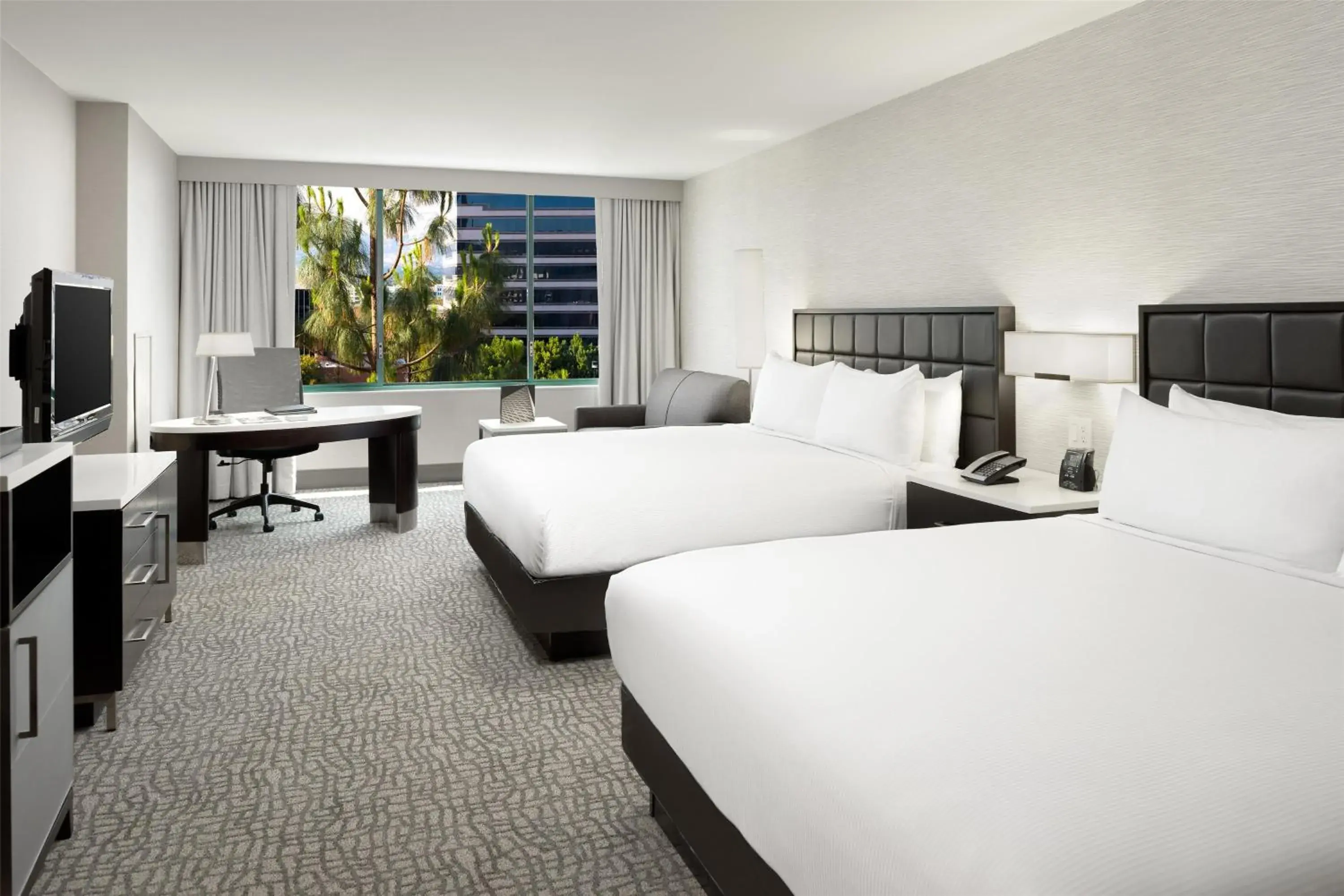 King Room with Two King Beds and Roll-In Shower - Mobility Access in Hilton Woodland Hills/ Los Angeles King Room with Two King Beds and Roll-In Shower - Mobility Access in Hilton Woodland Hills/ Los Angeles