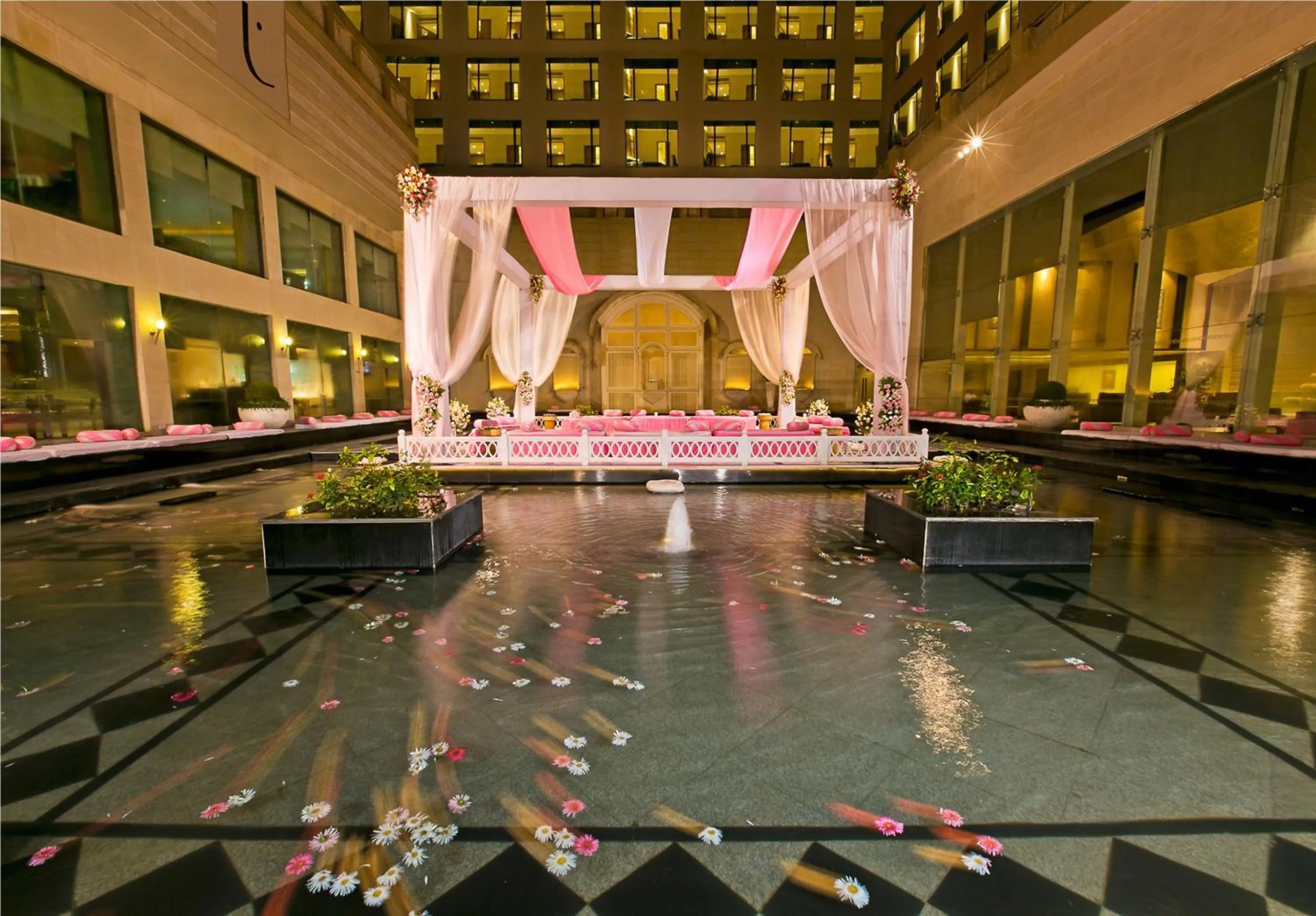 Banquet/Function facilities in The Lalit Jaipur