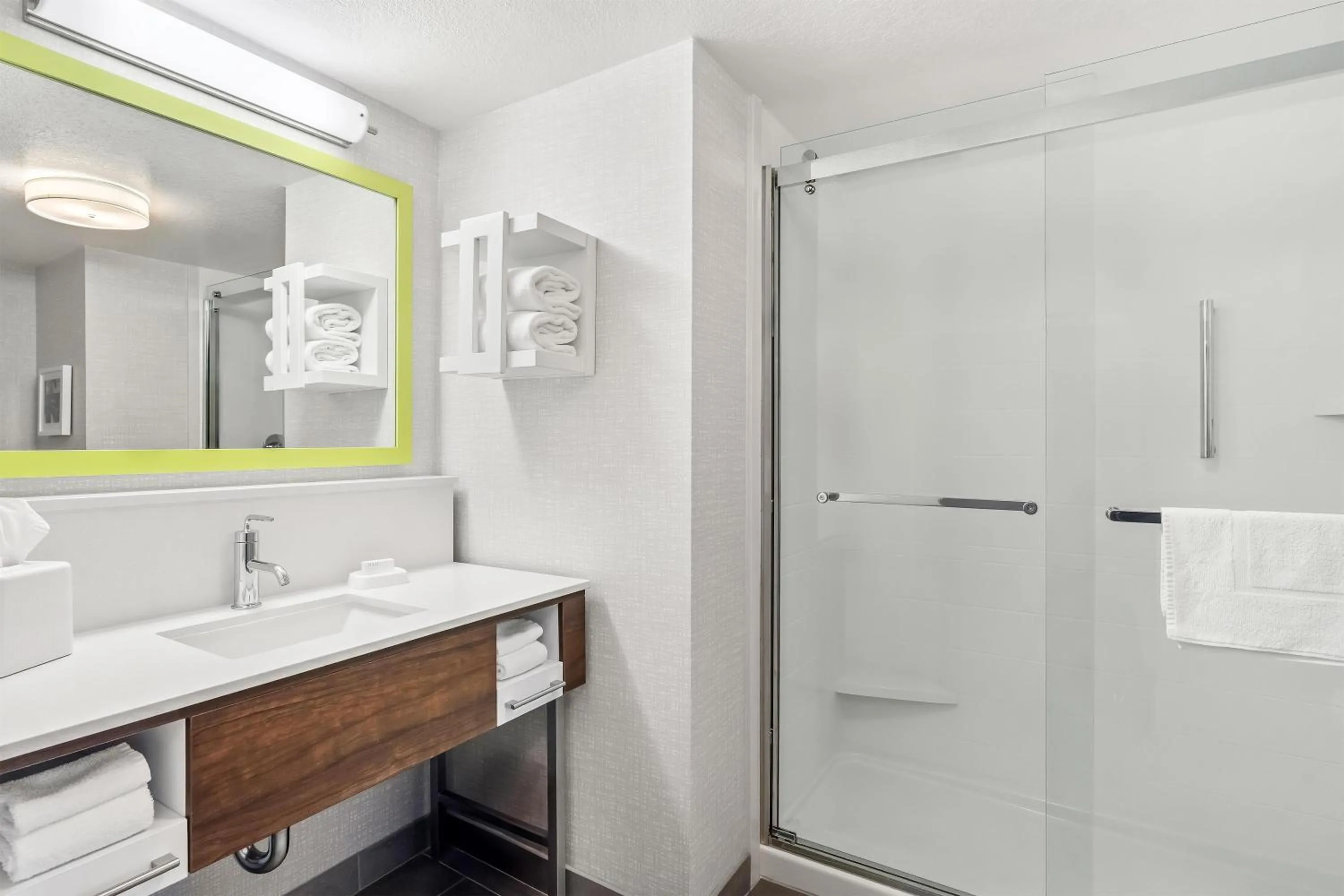 Bathroom in Hampton Inn & Suites Lathrop