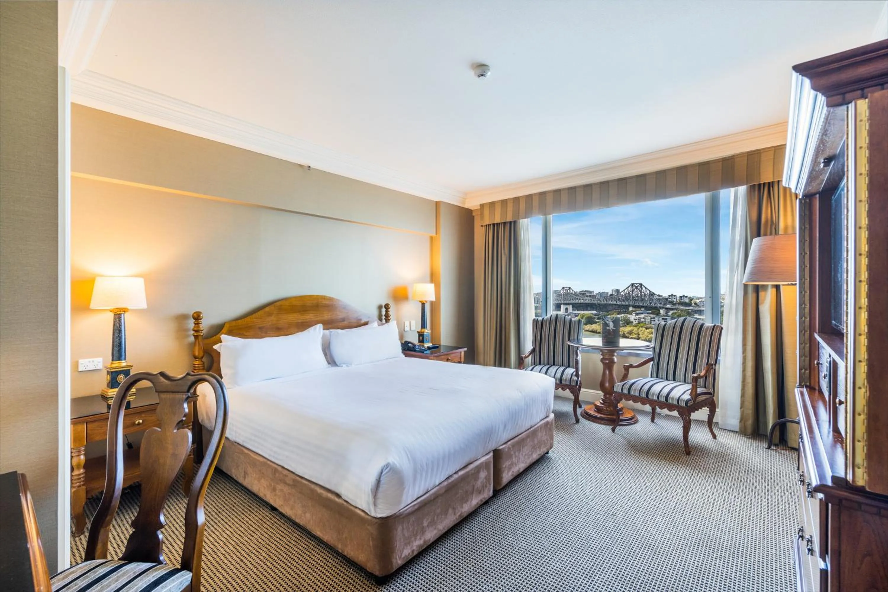 Bed in Stamford Plaza Brisbane