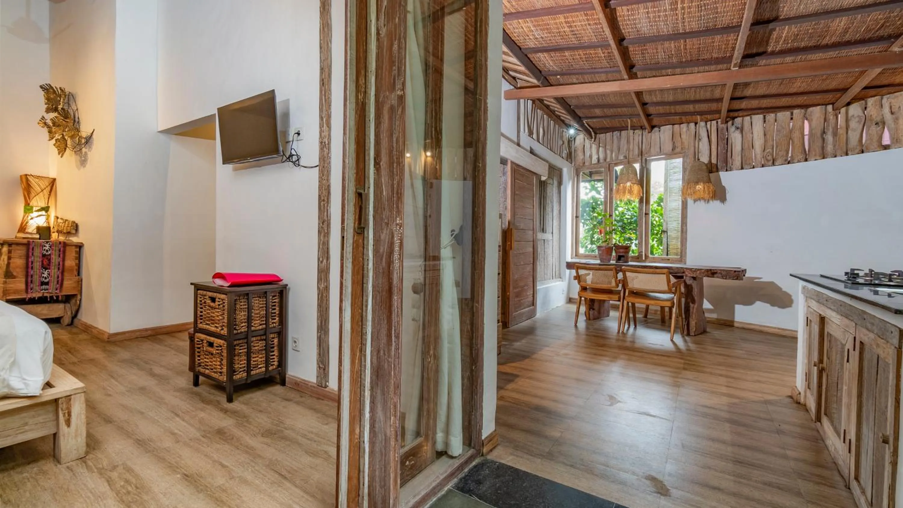 TV and multimedia in Umah Tis Sebatu