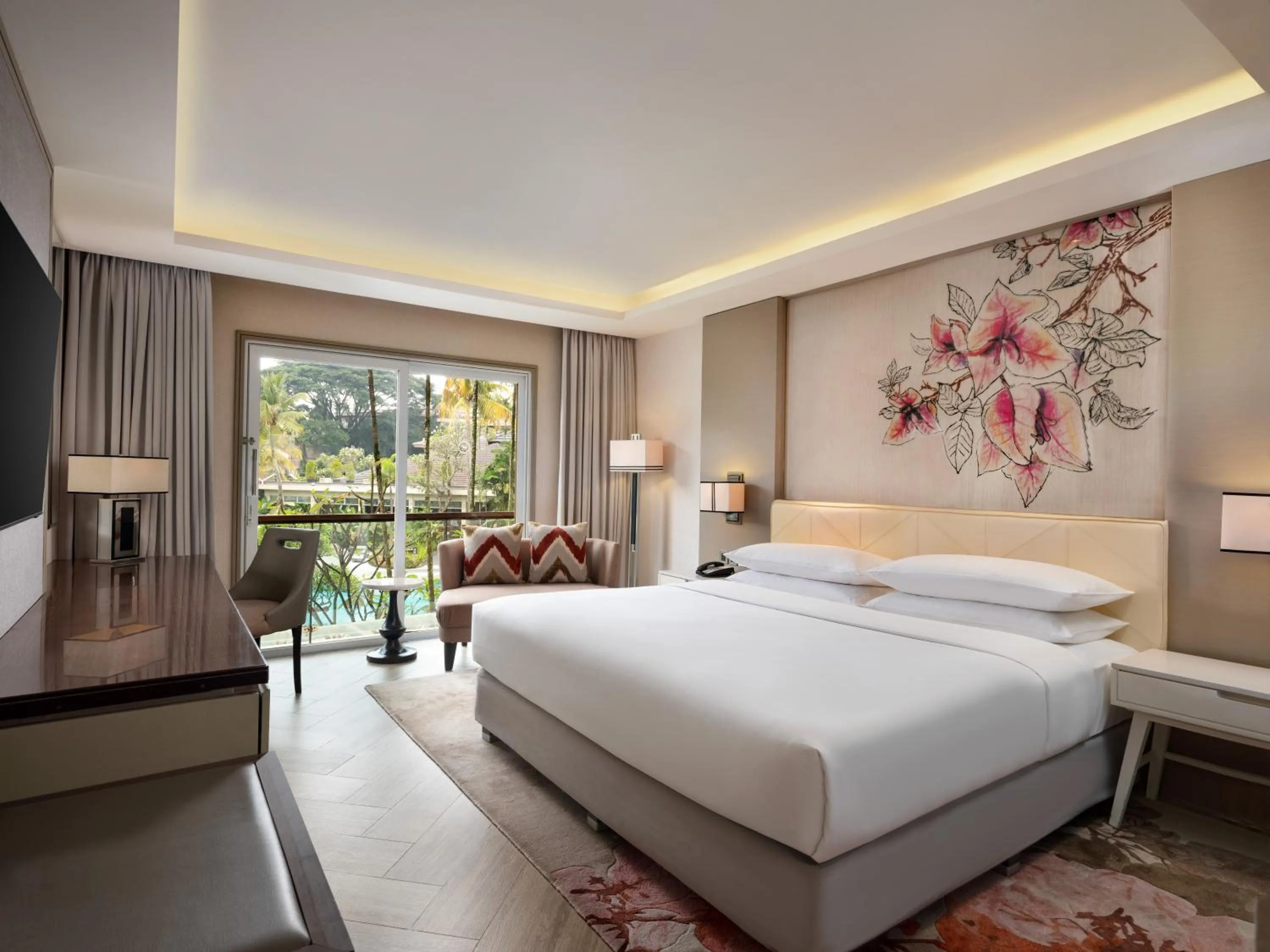 Deluxe King Room in Sheraton Bandung Hotel & Towers