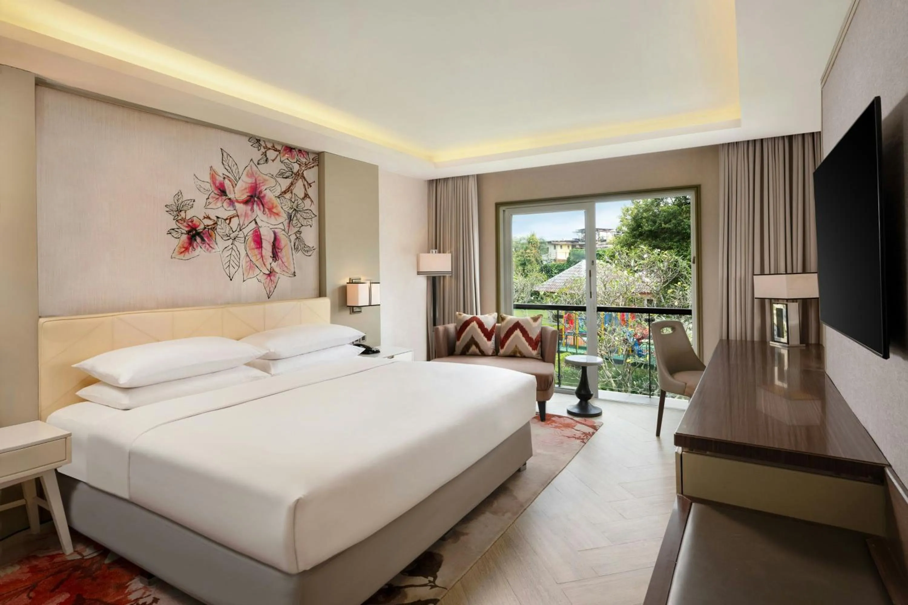 Photo of the whole room, Bed in Sheraton Bandung Hotel & Towers