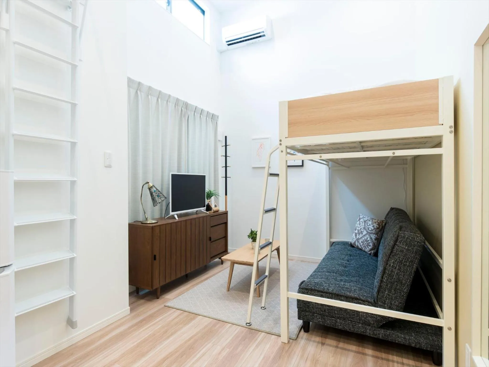 Living room in TRIP POD SUMIYOSHI C