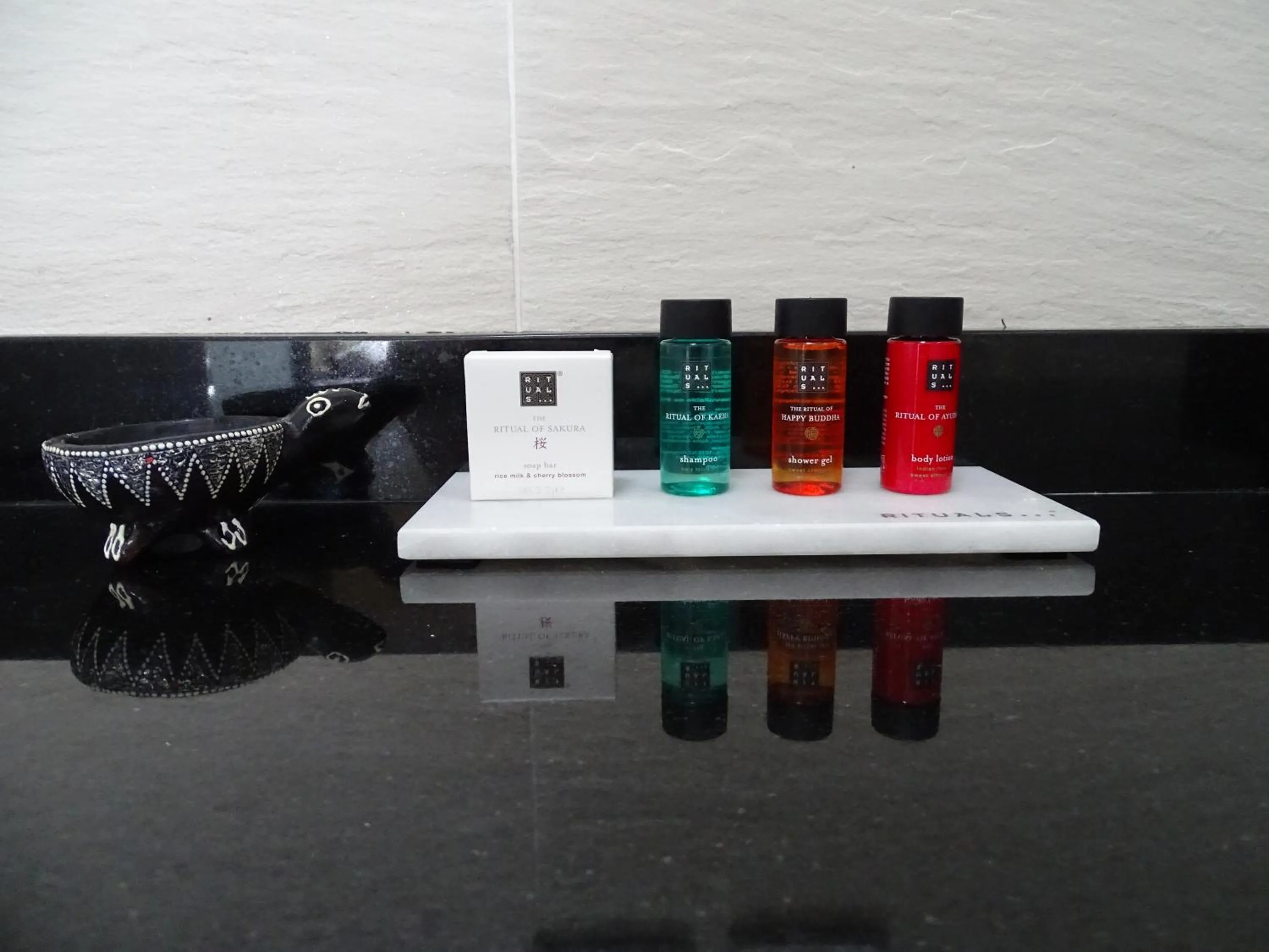 Public Bath in Bale Solah Lombok Holiday Resort