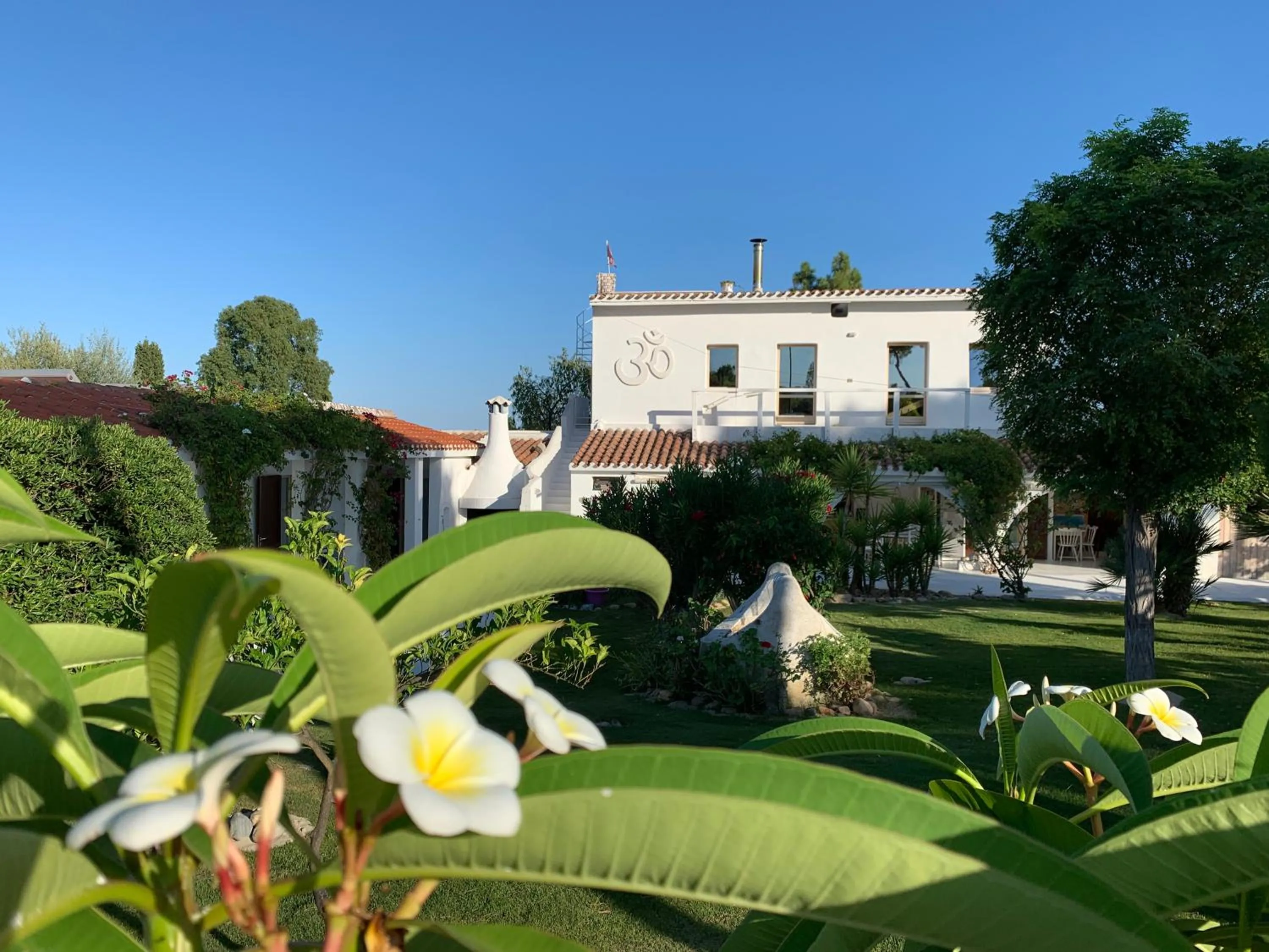 Property building in casa Namaste