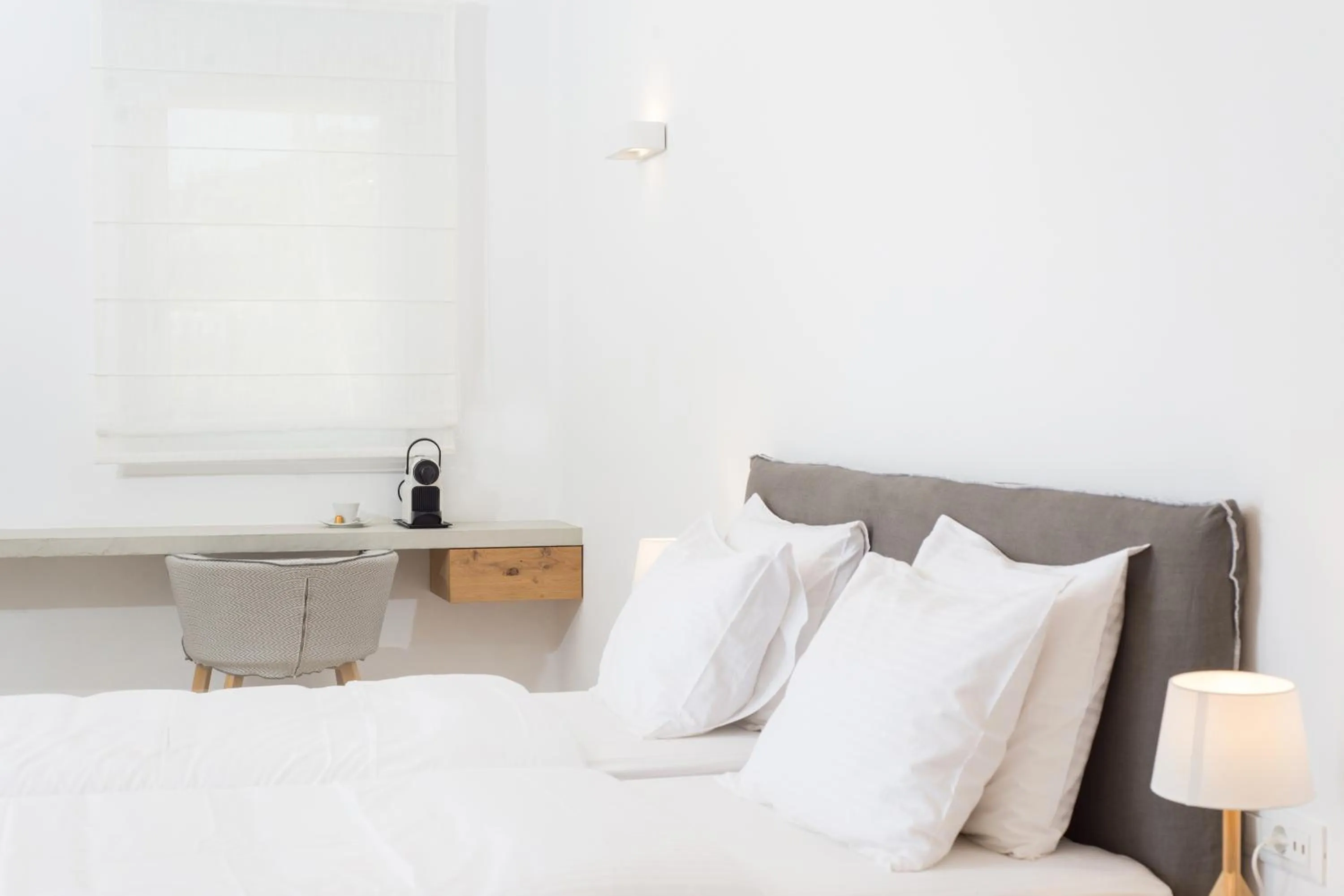 Bedroom, Bed in Super Paradise Hotel