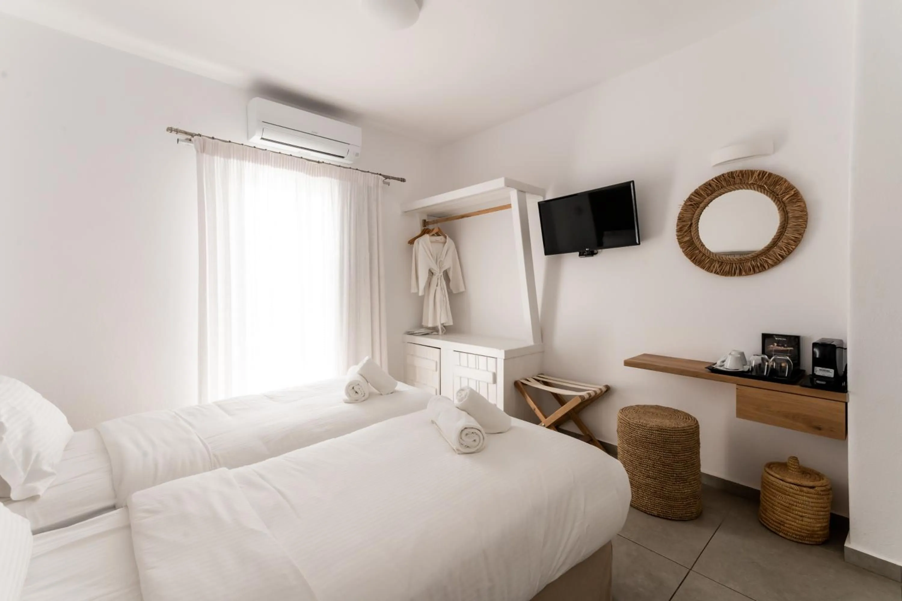 Decorative detail, Bed in Super Paradise Hotel