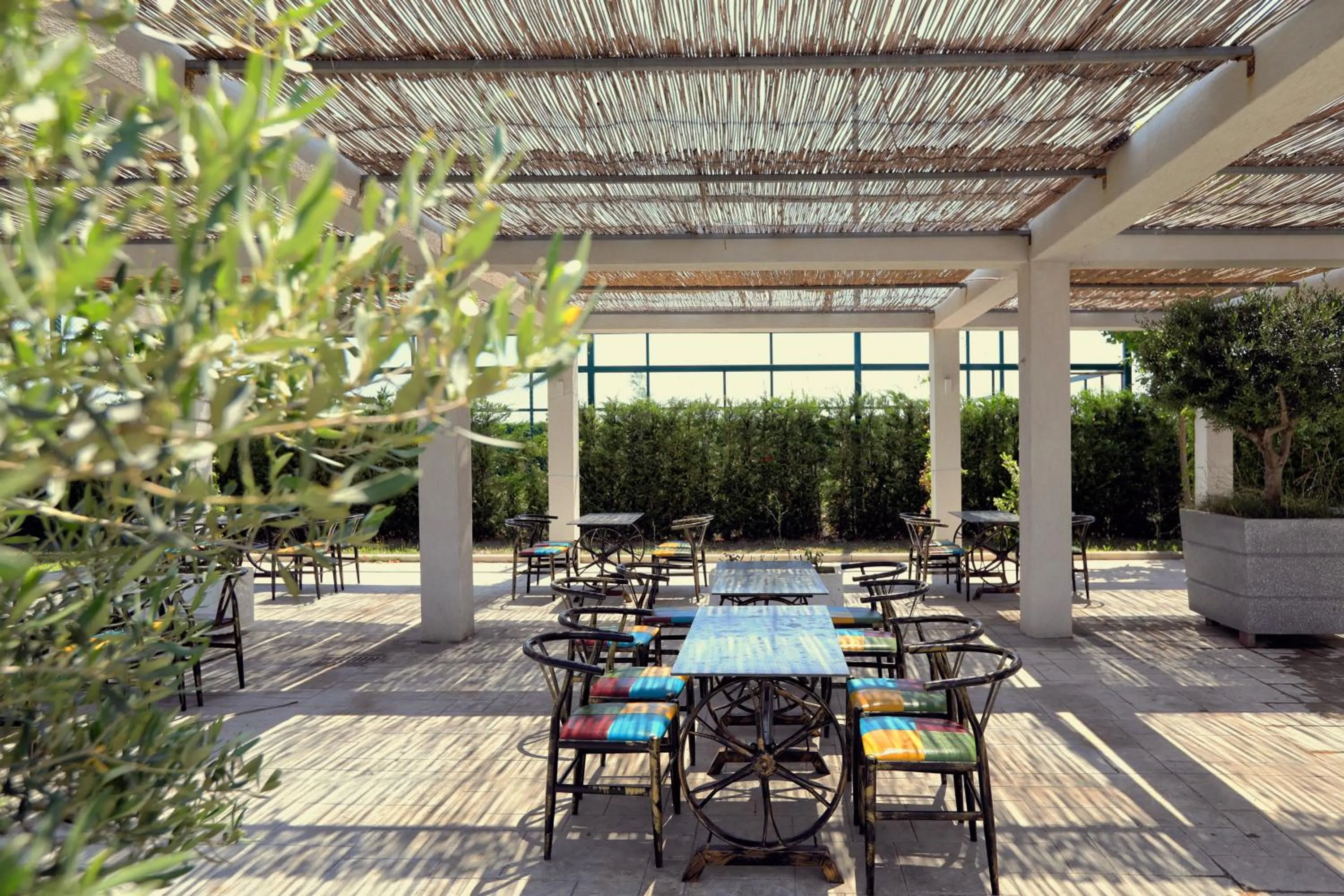 Restaurant/places to eat in Velipoja Grand Europa Resort, Affiliated by Melia
