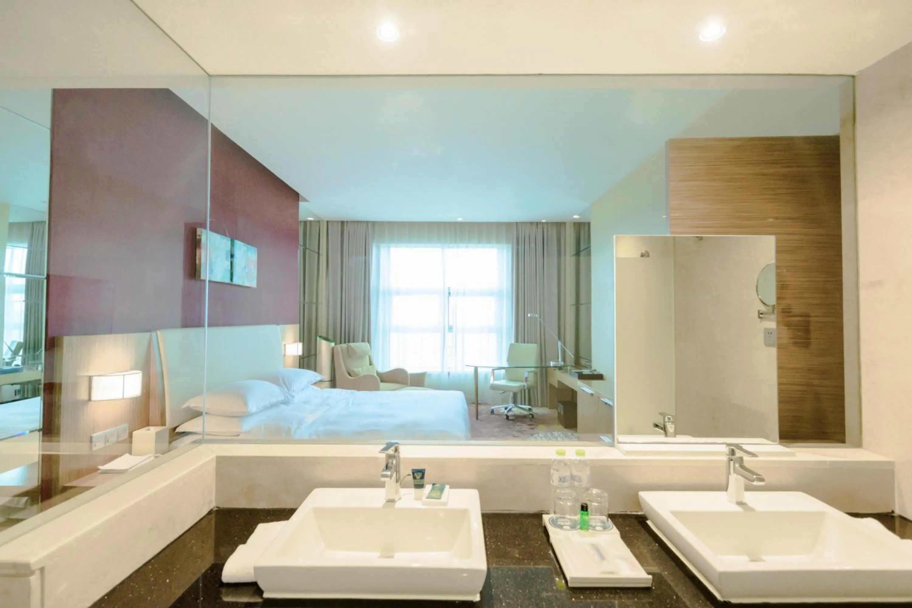 Bed in Four Points by Sheraton Qingdao, Chengyang