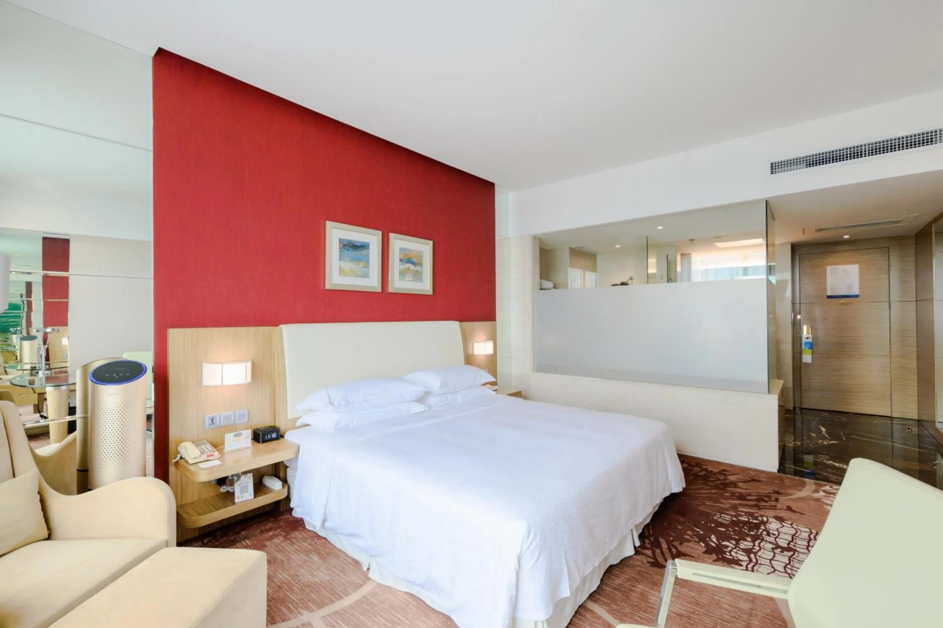 Bed in Four Points by Sheraton Qingdao, Chengyang