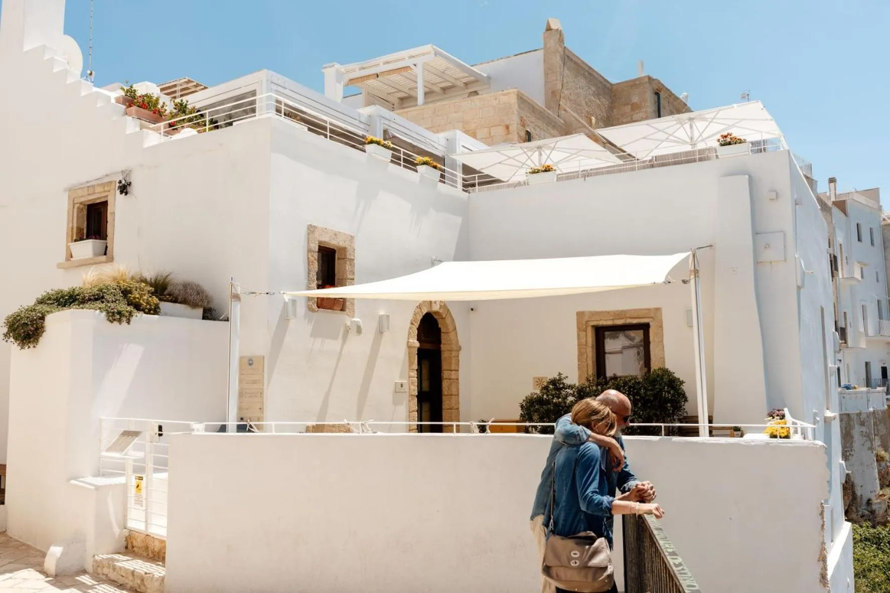 Property building in Aquamarea