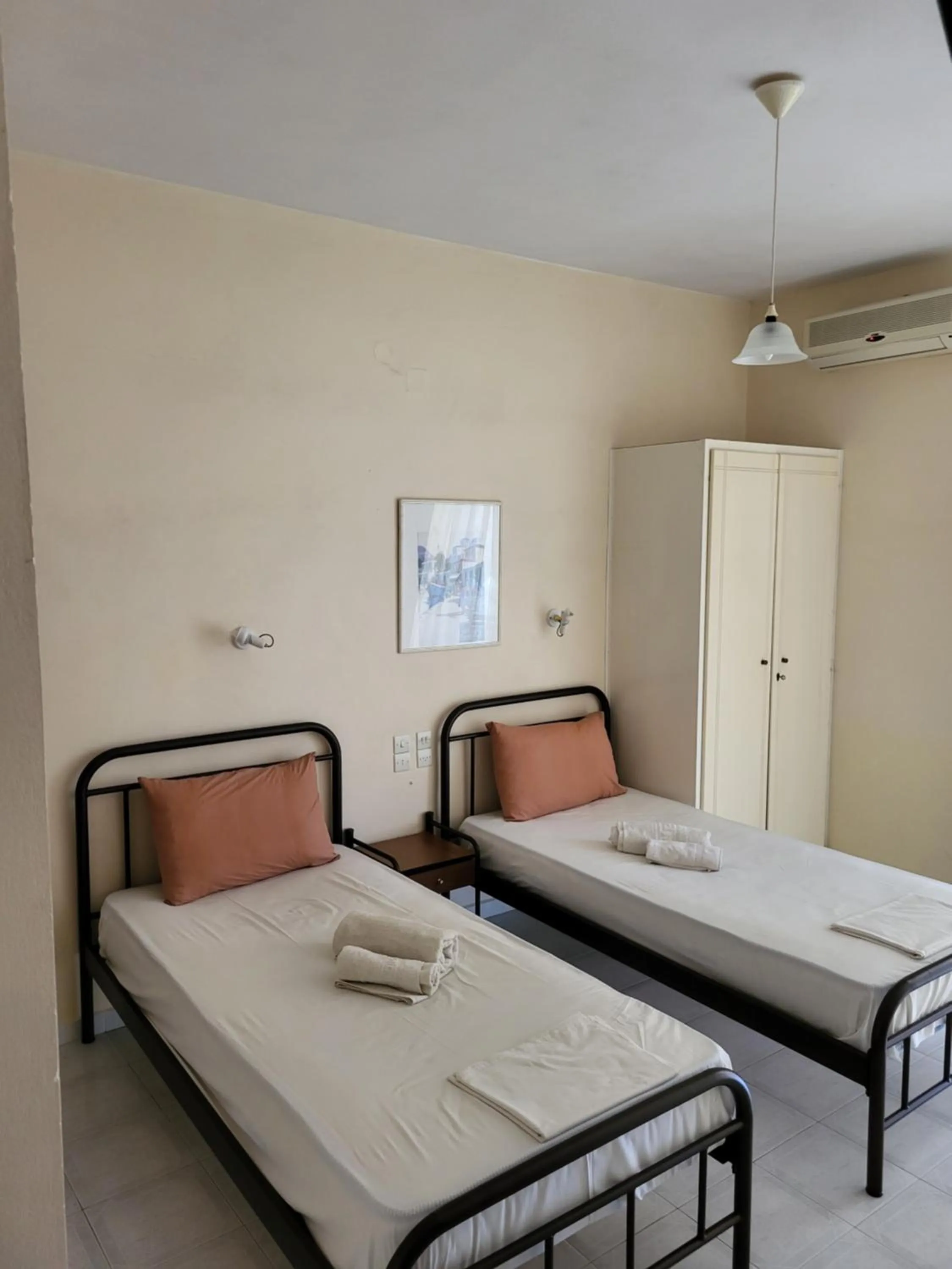 Bed in Polyxenis Rooms