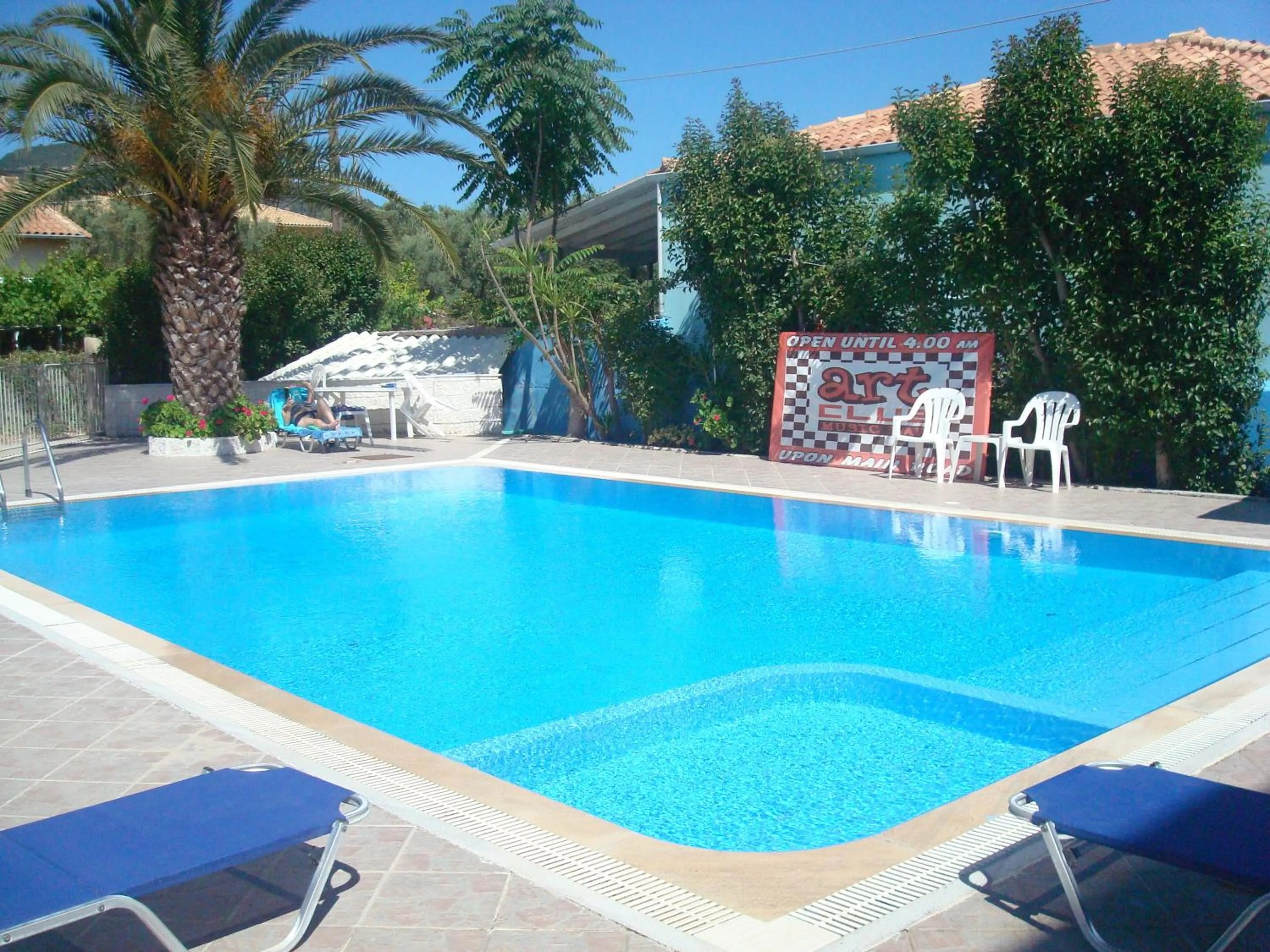 Day in Polyxenis Rooms