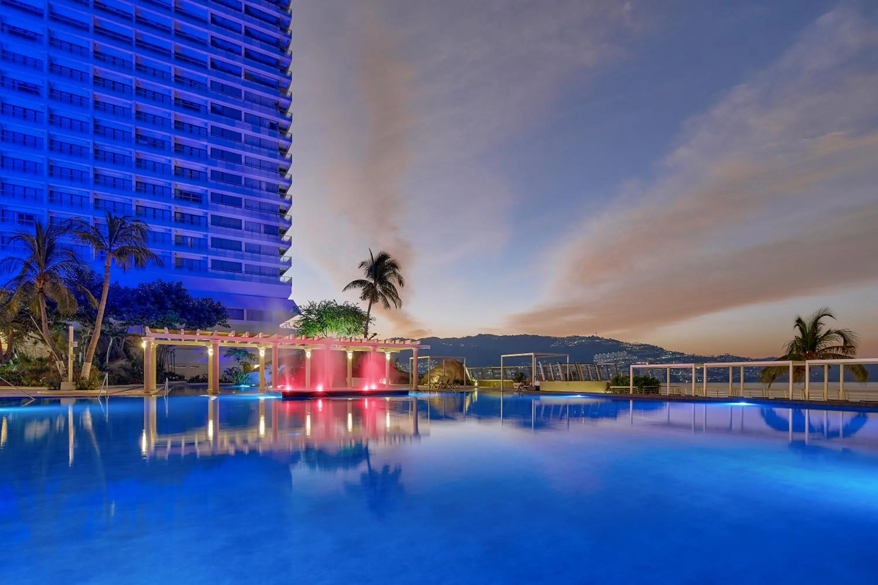 Pool view in Fiesta Americana Acapulco Villas