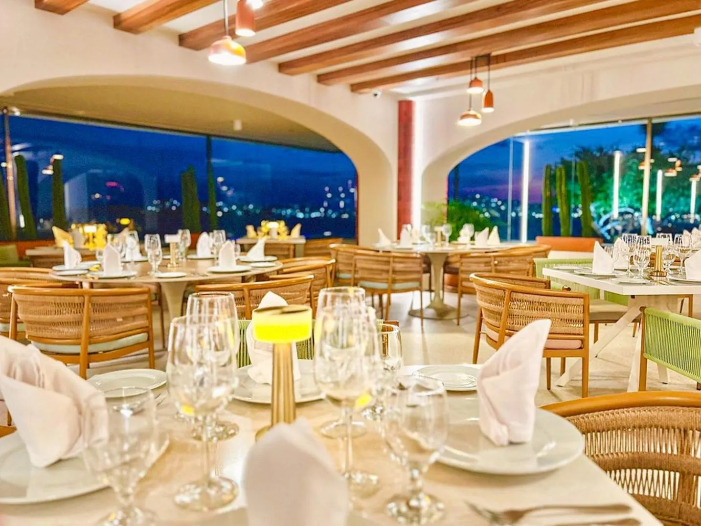 Restaurant/places to eat in Fiesta Americana Acapulco Villas