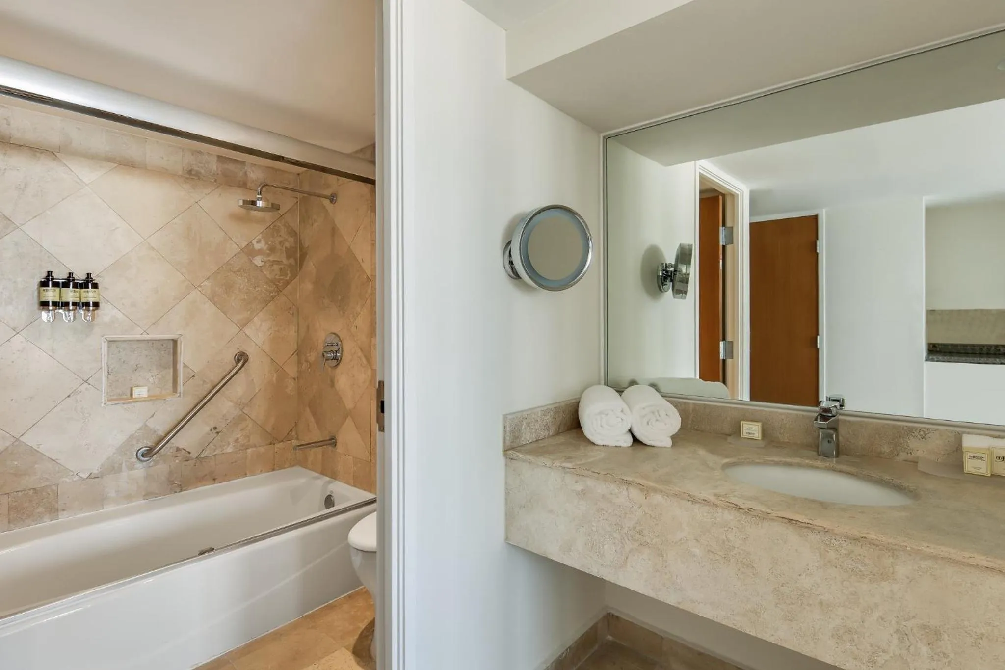 Bathroom in Fiesta Americana Acapulco Villas